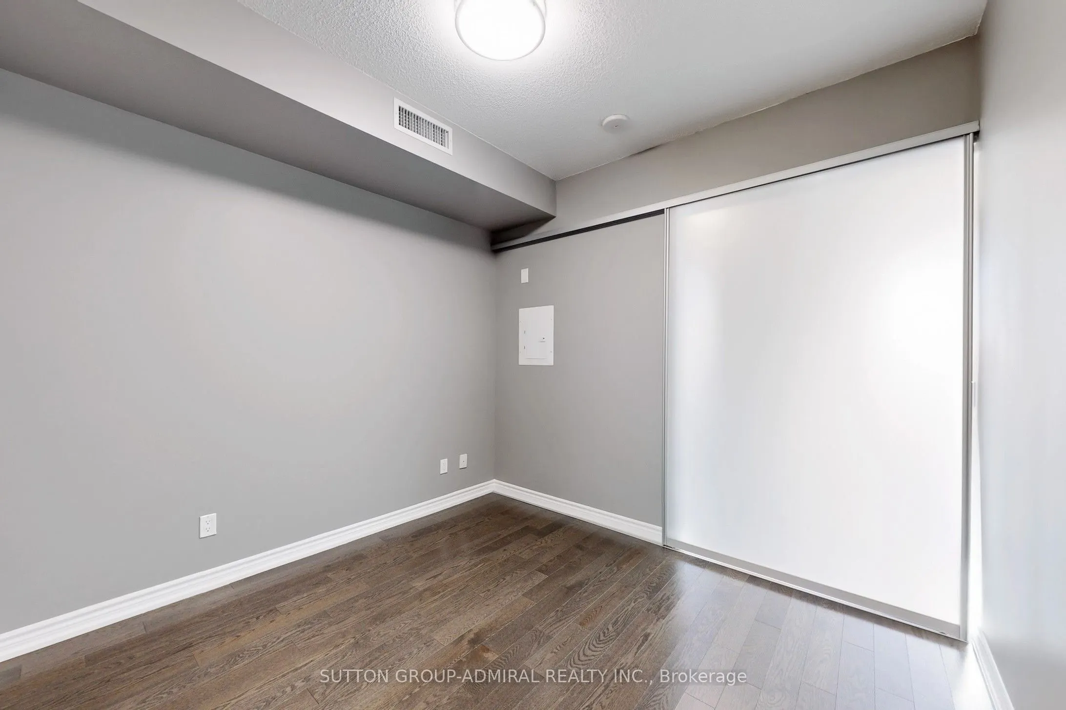 23 Glebe Road W, #502