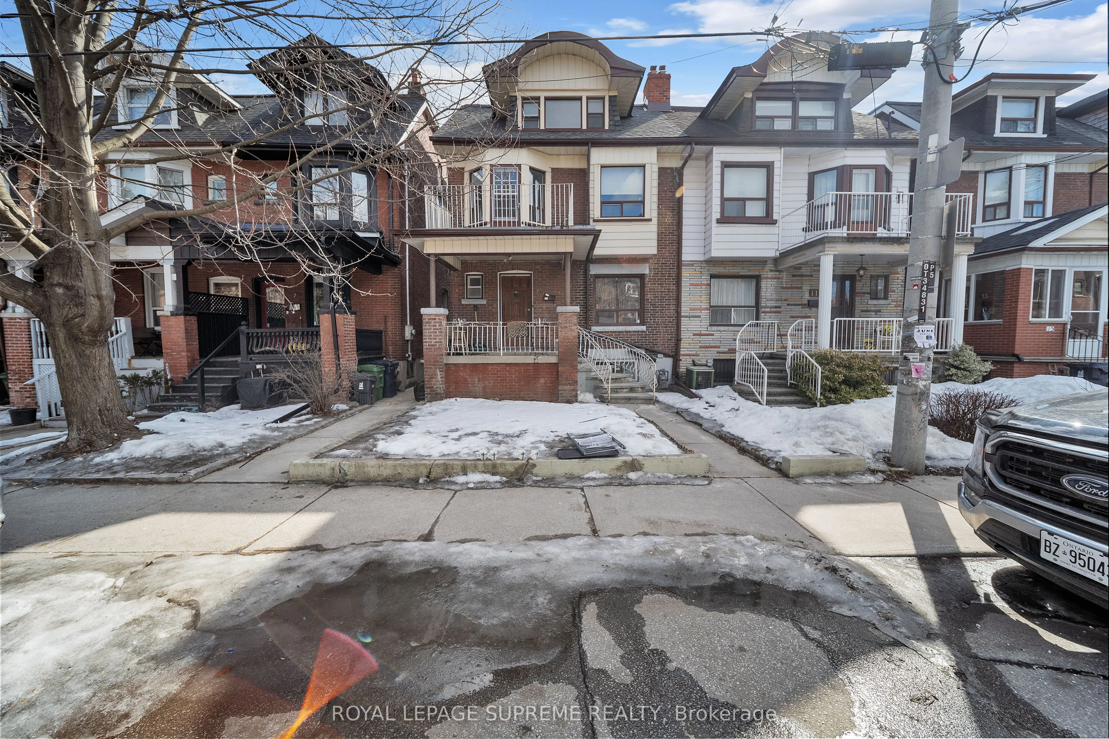 9 Rusholme Park Crescent