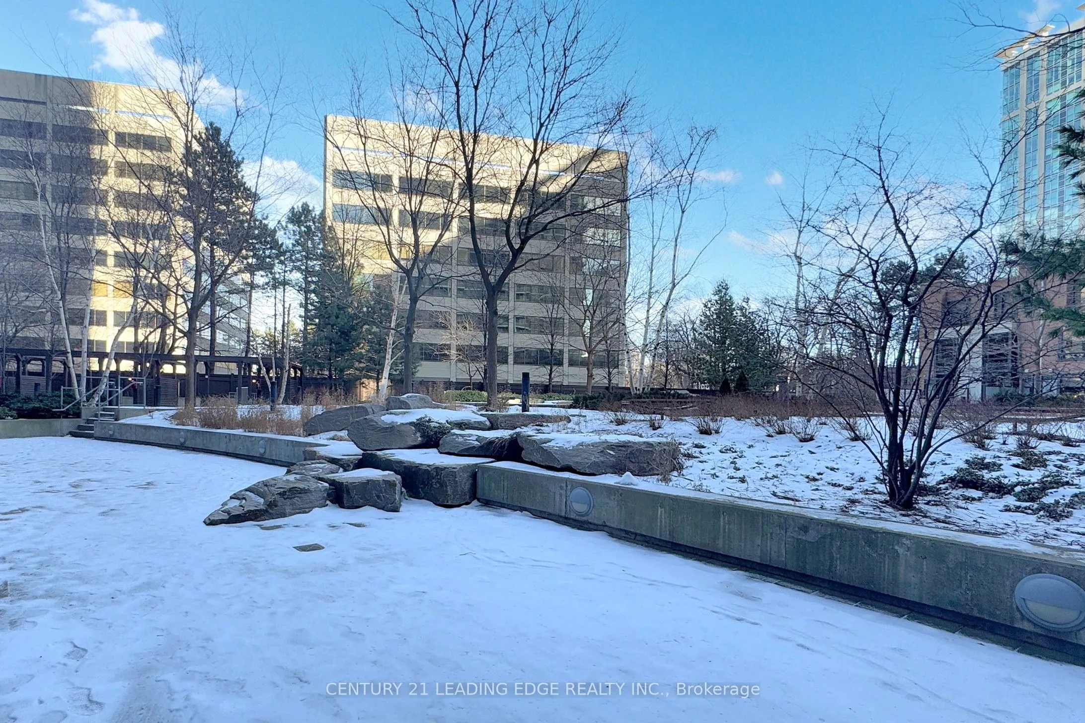 33 Sheppard Avenue E, #910