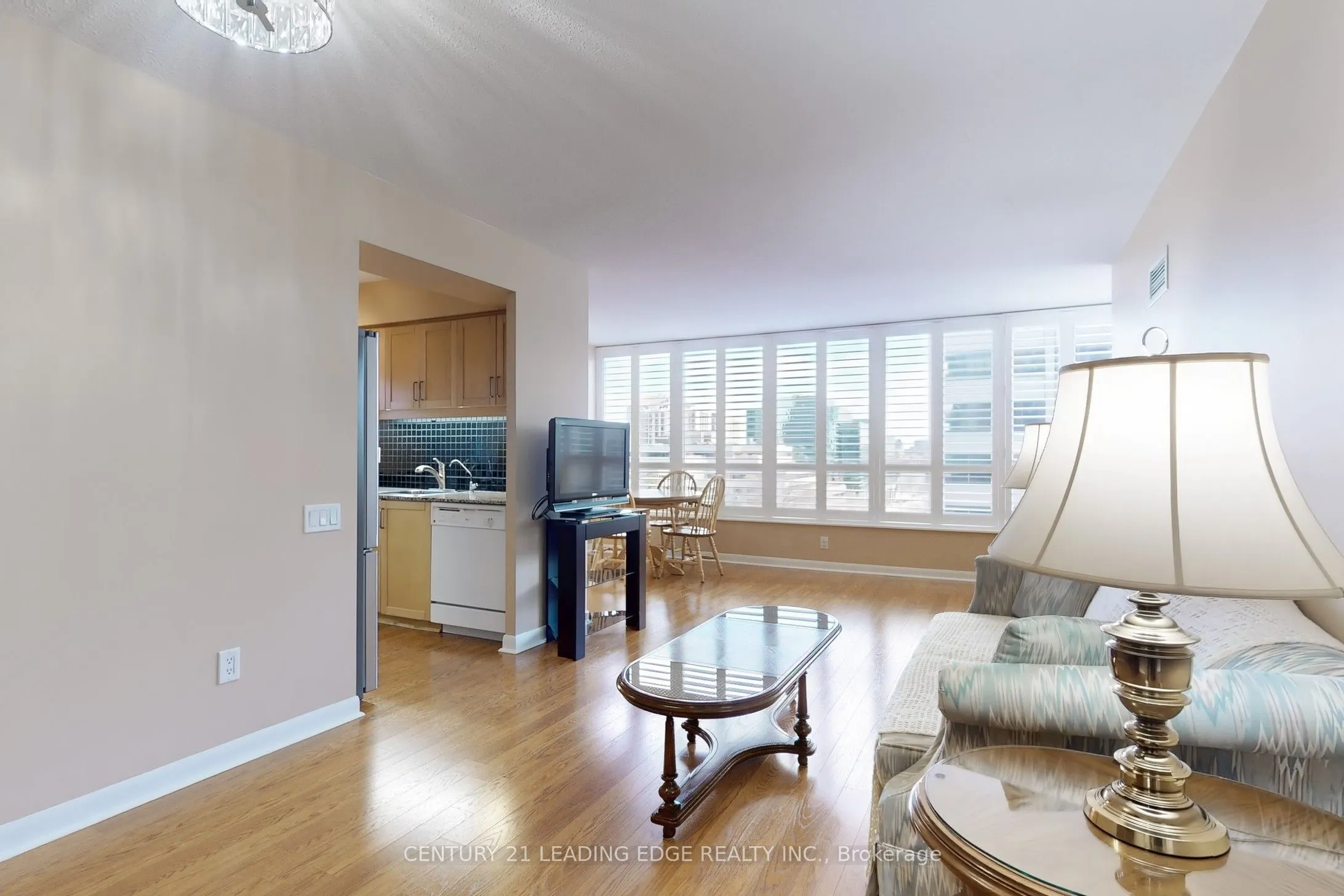 33 Sheppard Avenue E, #910