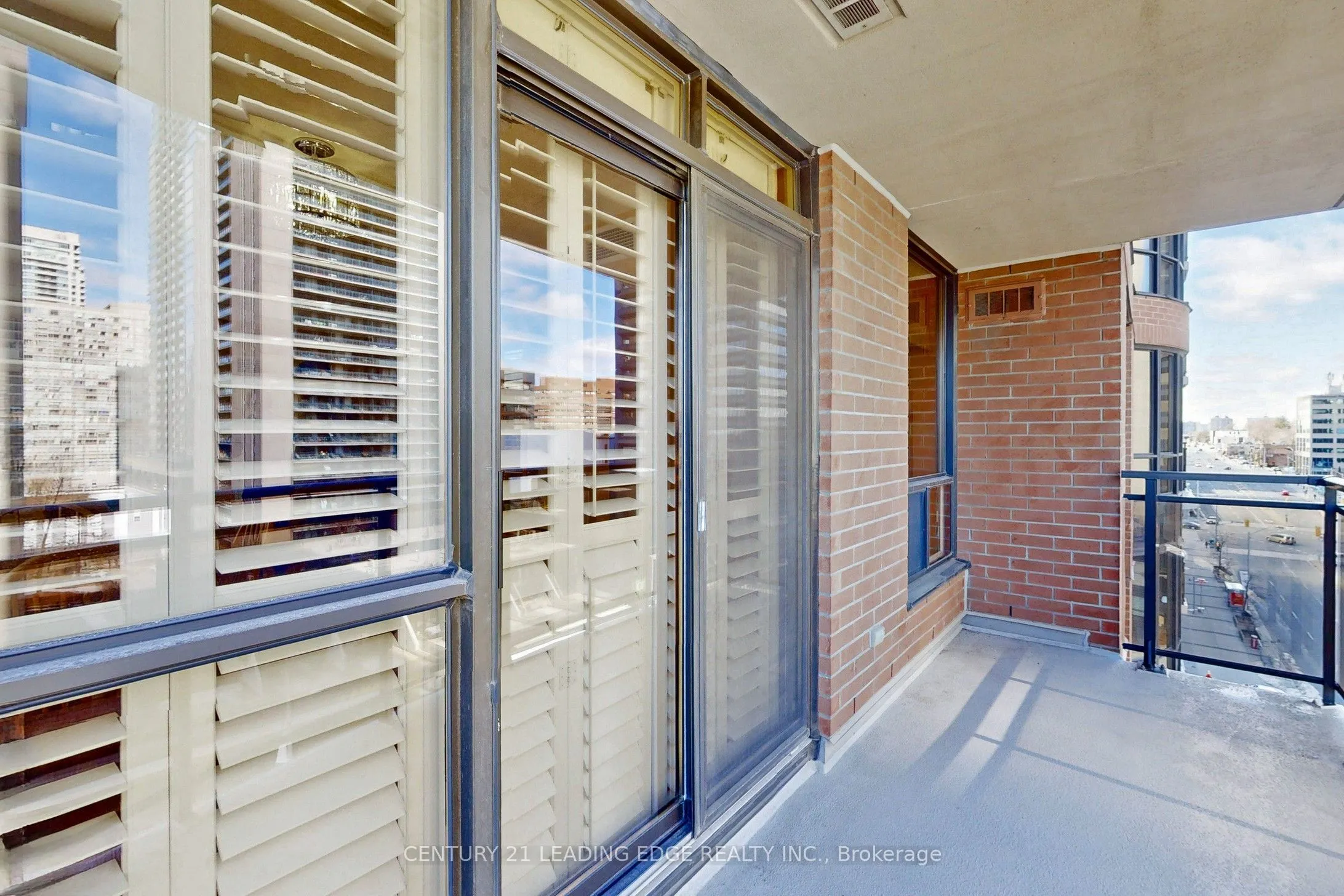 33 Sheppard Avenue E, #910