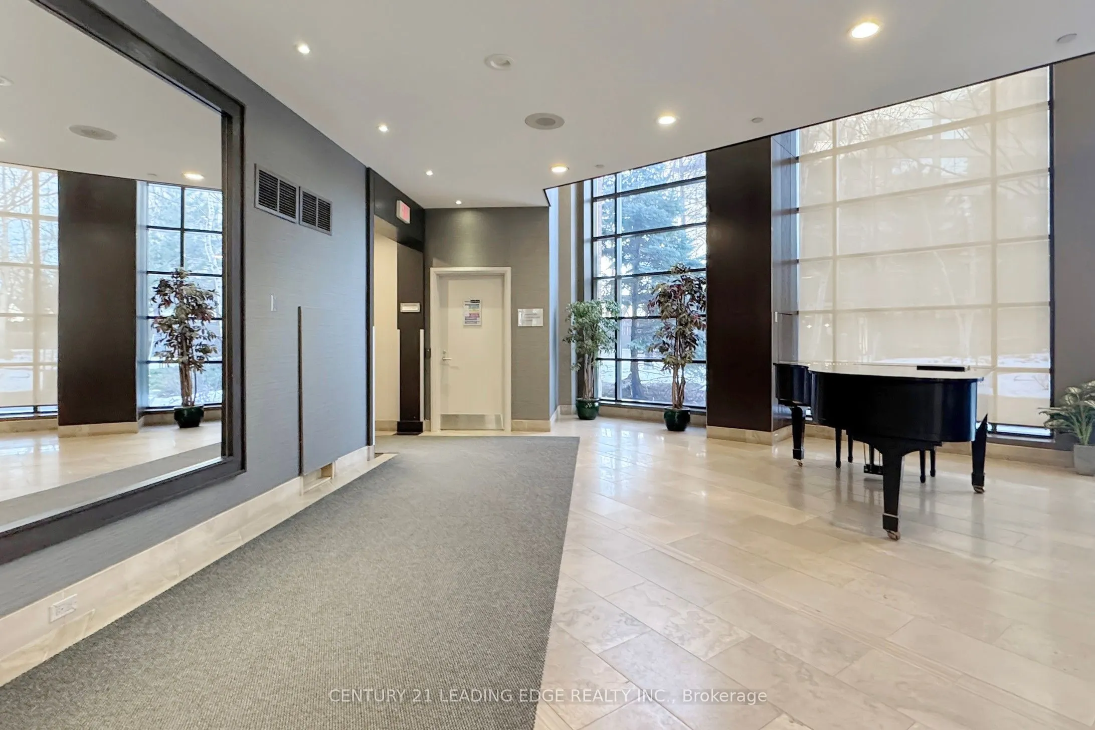 33 Sheppard Avenue E, #910
