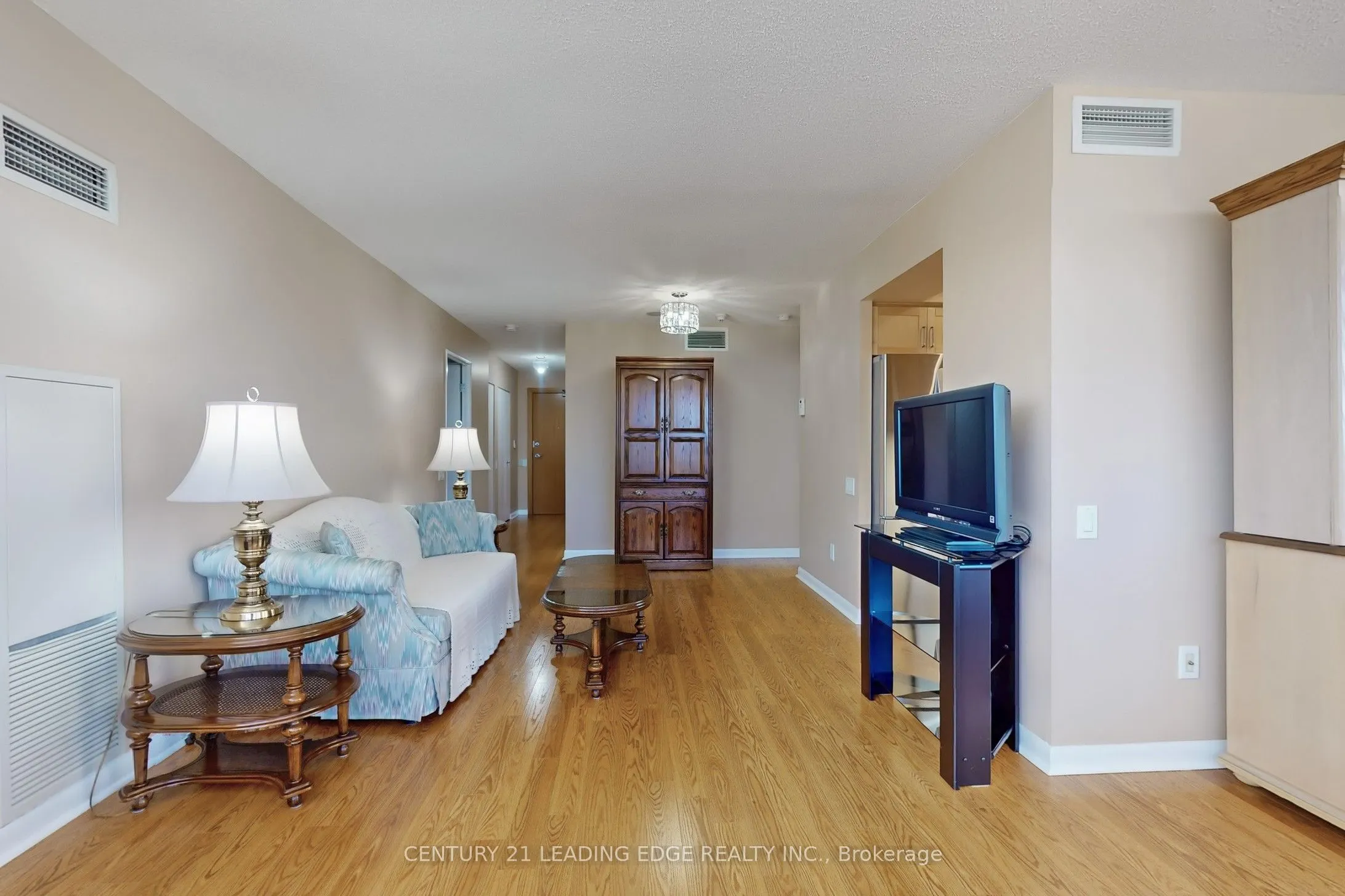 33 Sheppard Avenue E, #910