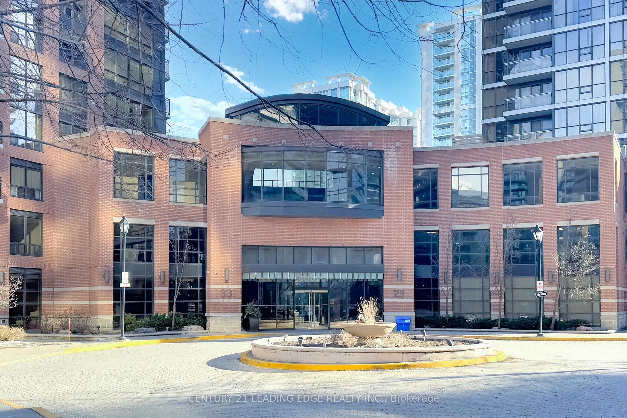 33 Sheppard Avenue E, #910
