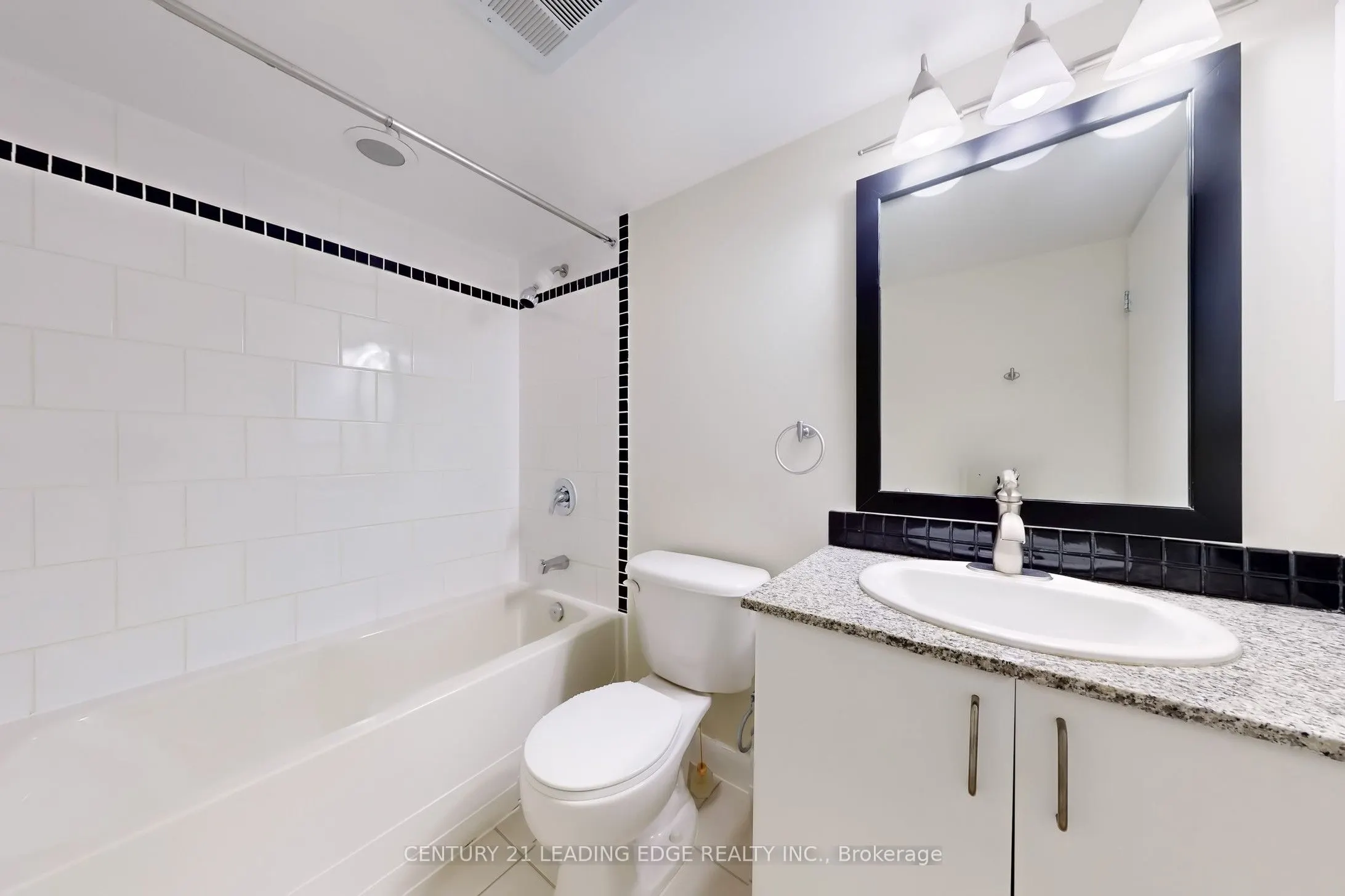 33 Sheppard Avenue E, #910