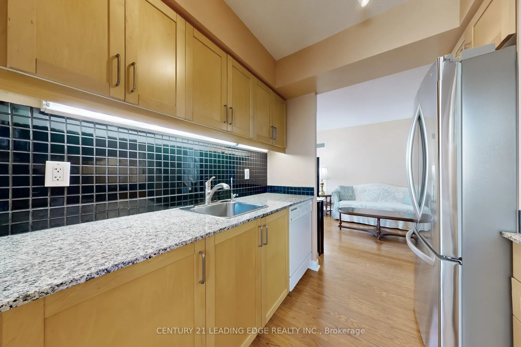 33 Sheppard Avenue E, #910