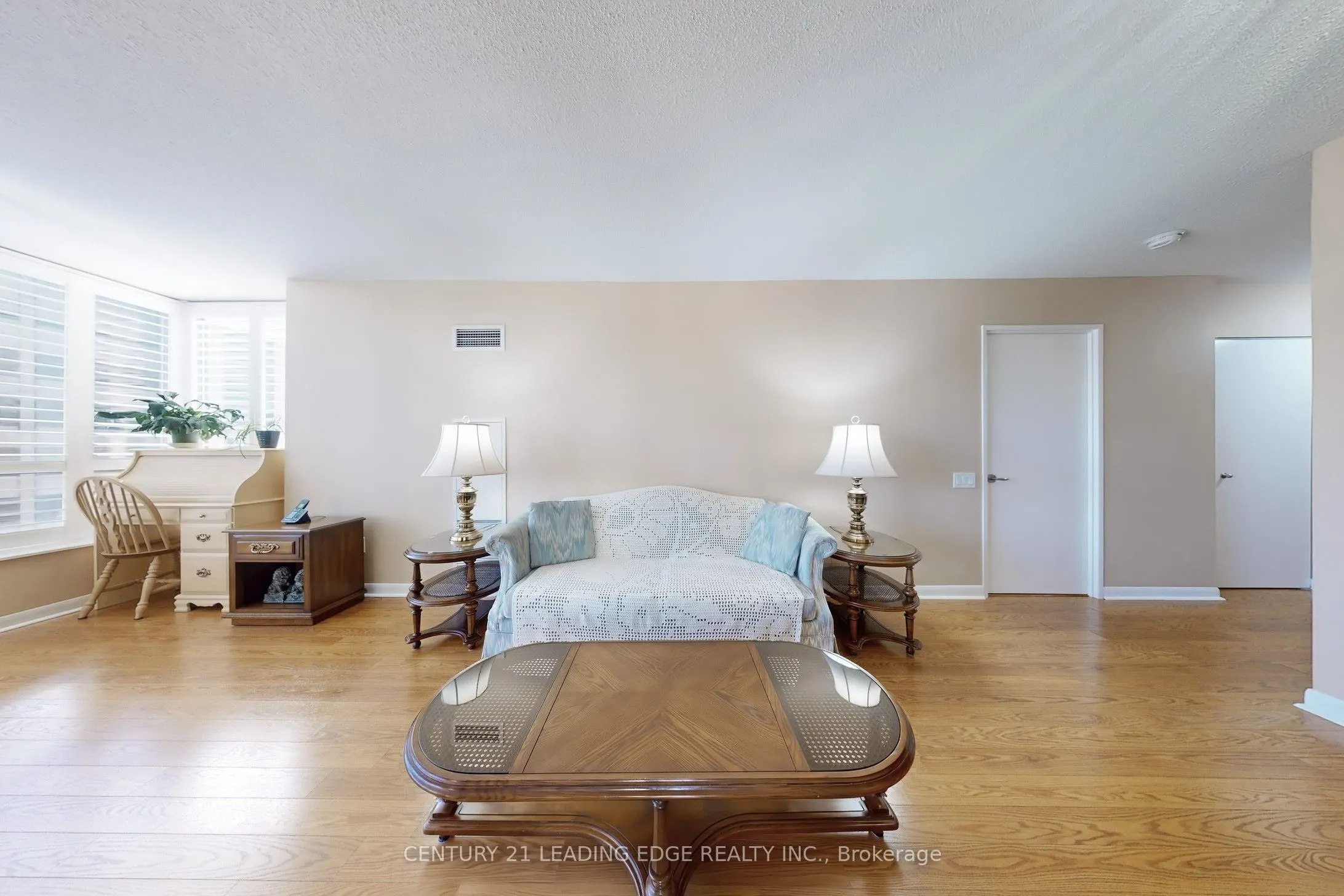 33 Sheppard Avenue E, #910