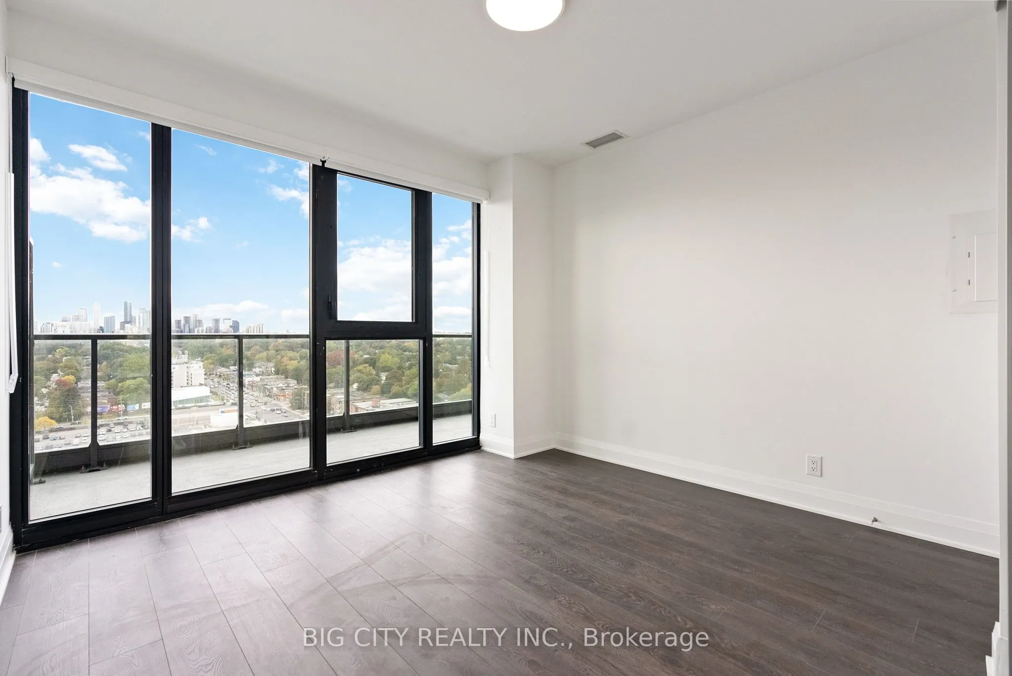 33 Frederick Todd Way, #1502