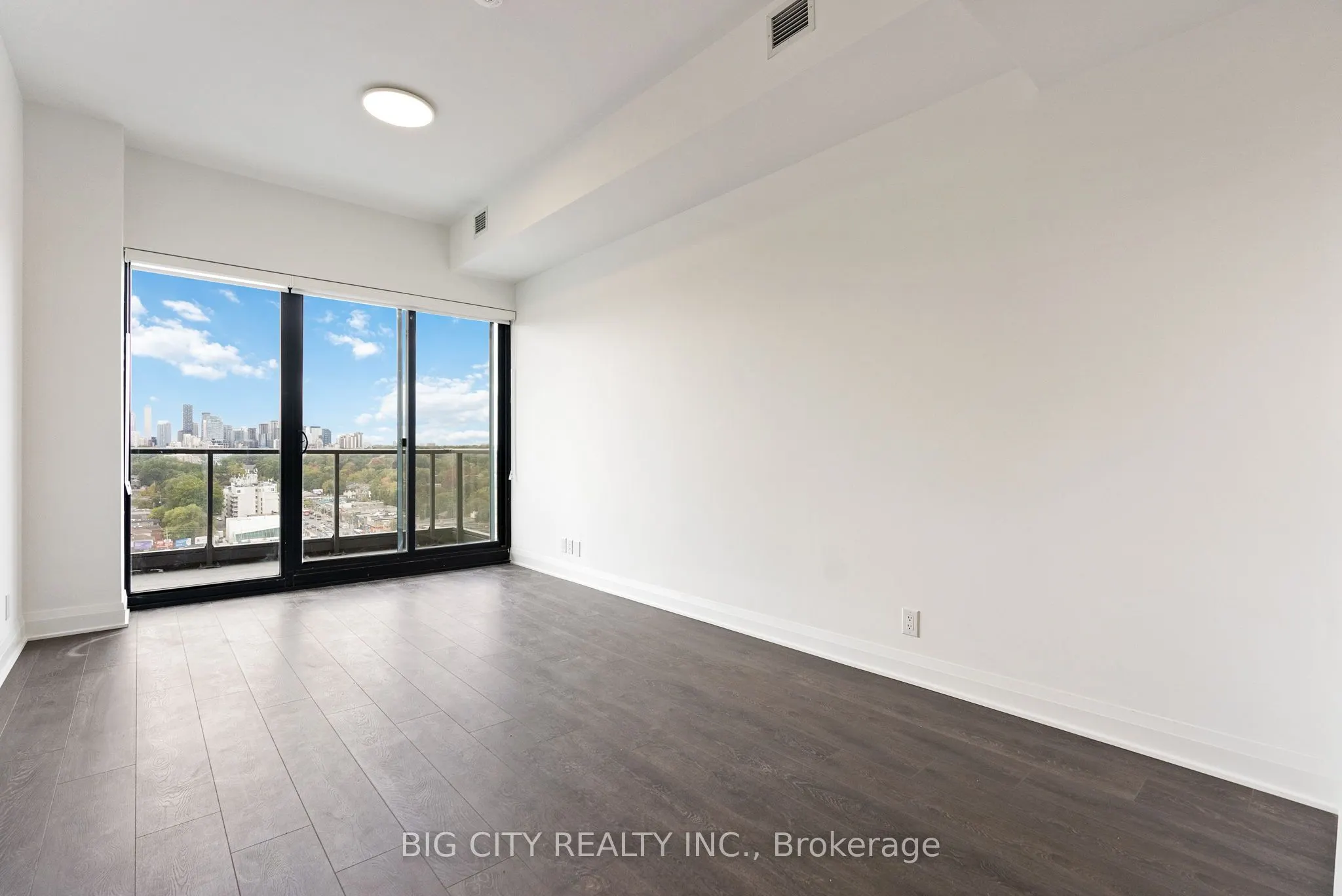 33 Frederick Todd Way, #1502