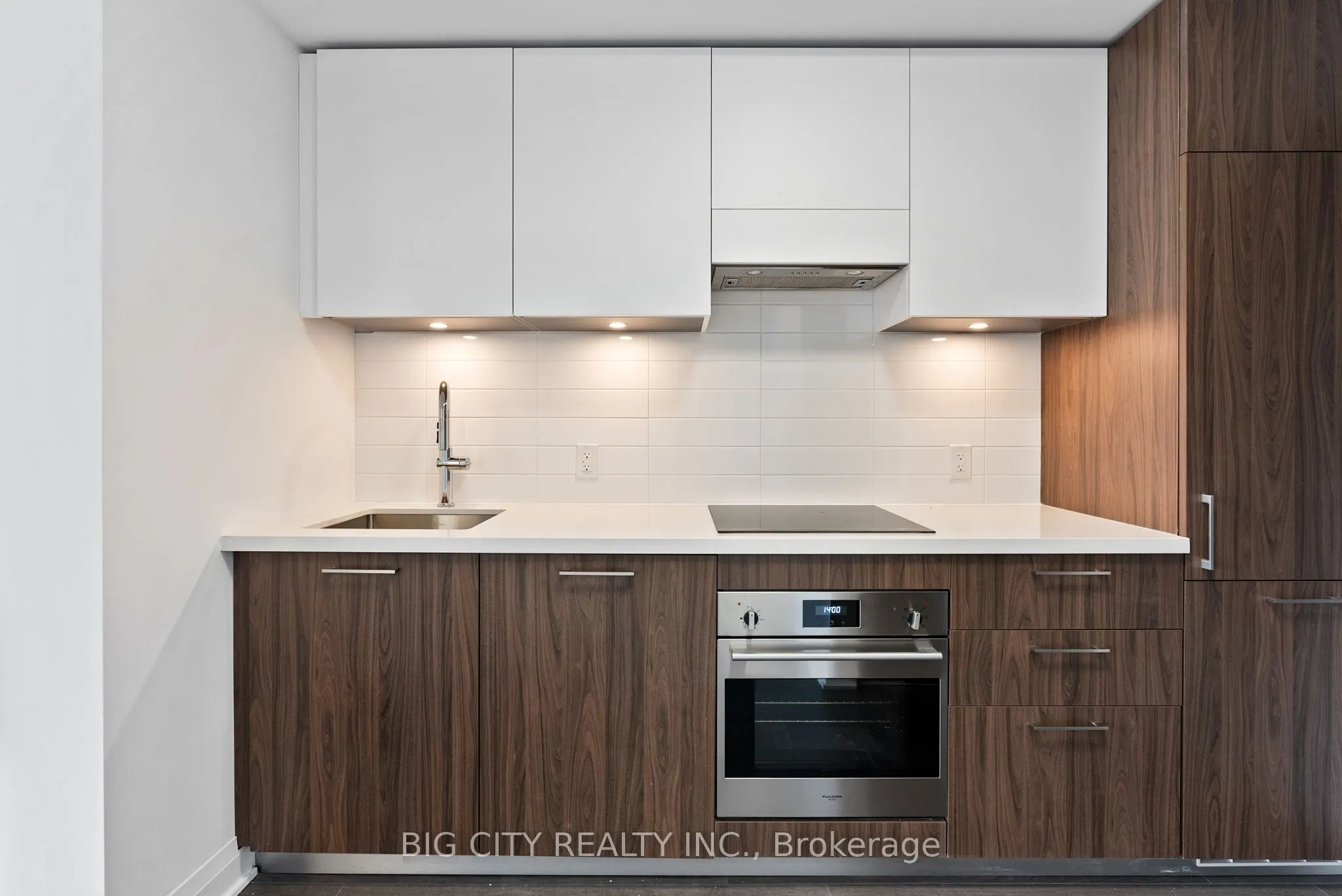 33 Frederick Todd Way, #1502