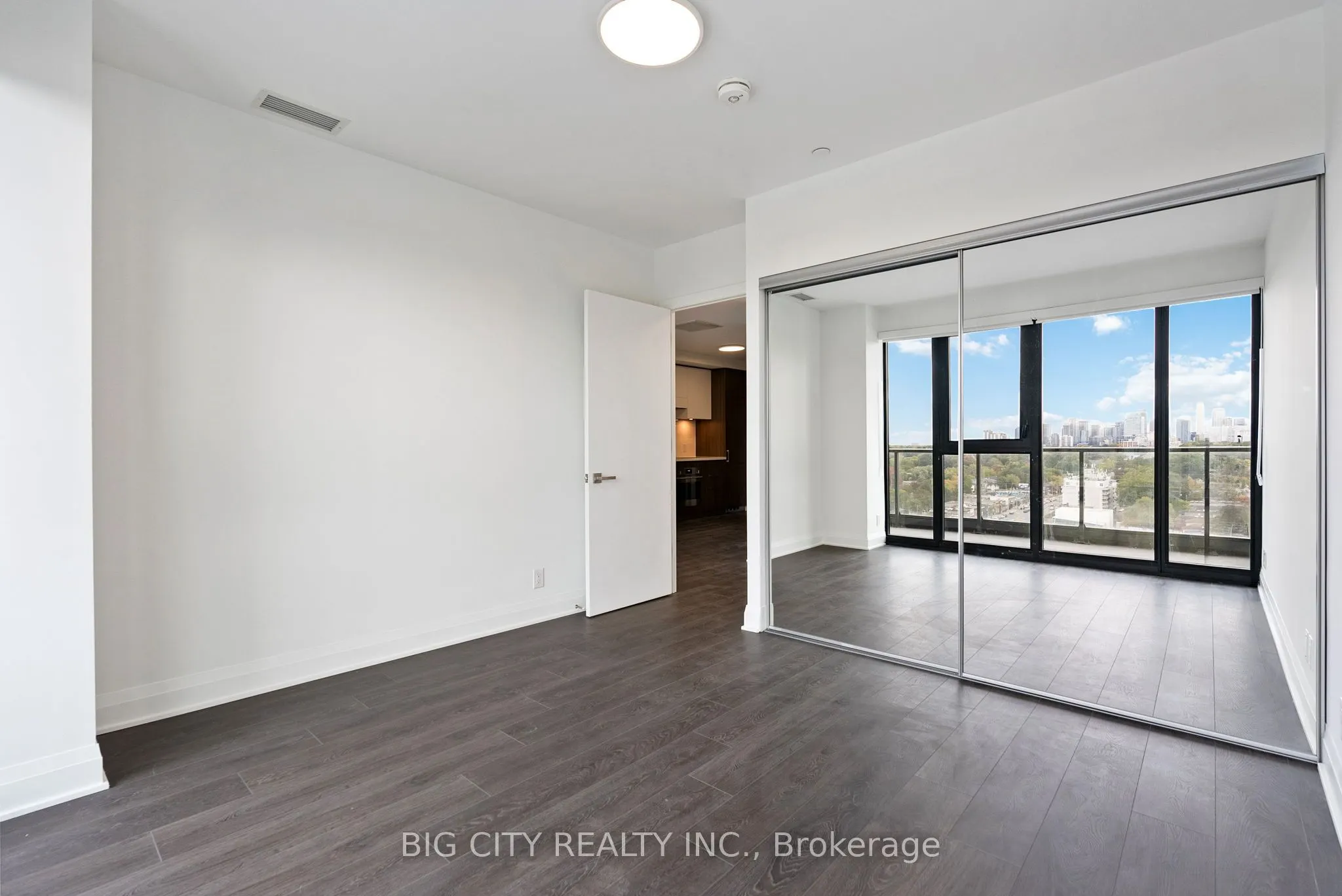 33 Frederick Todd Way, #1502