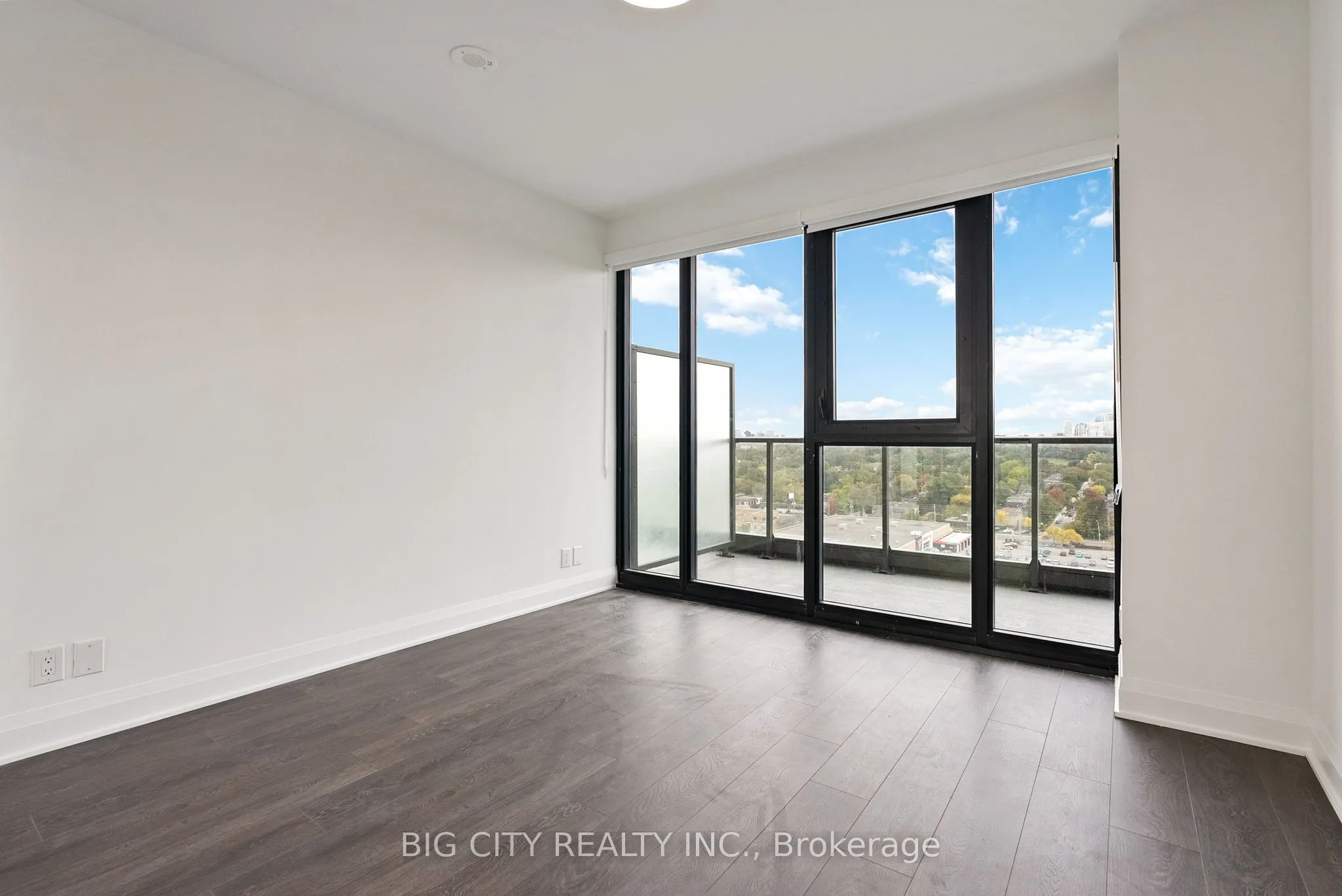 33 Frederick Todd Way, #1502