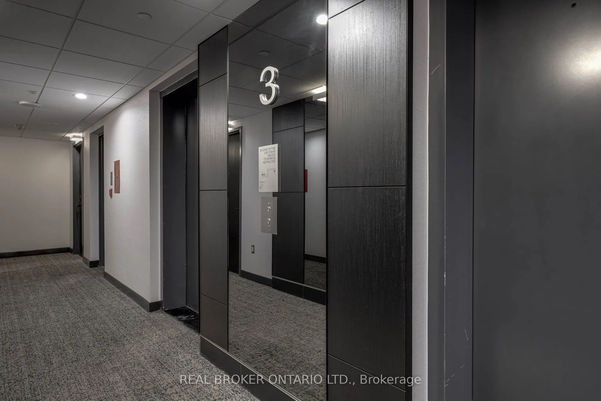 501 Adelaide Street W, #307