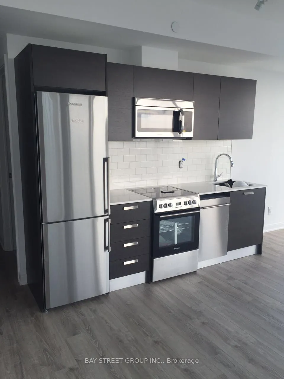 42 Charles Street, #3502