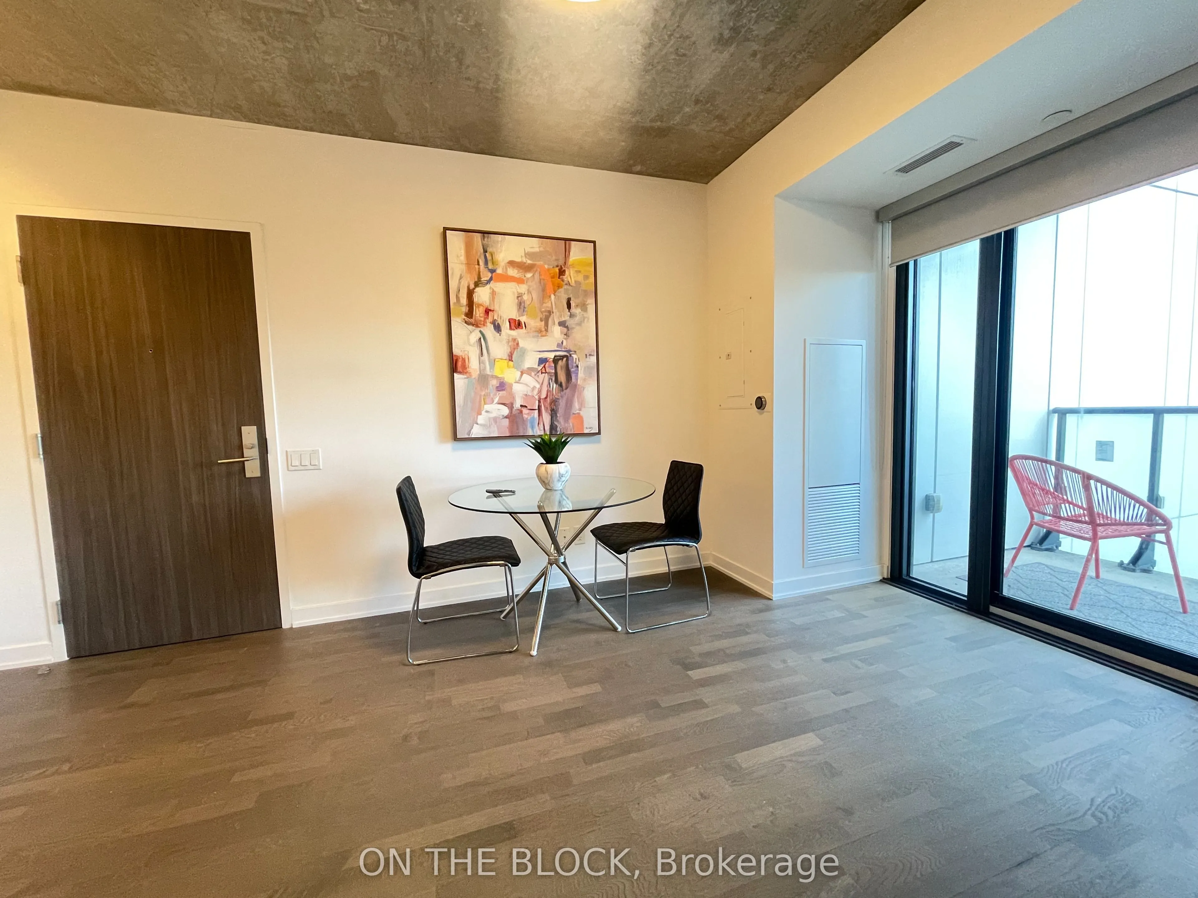 185 Roehampton Avenue, #509