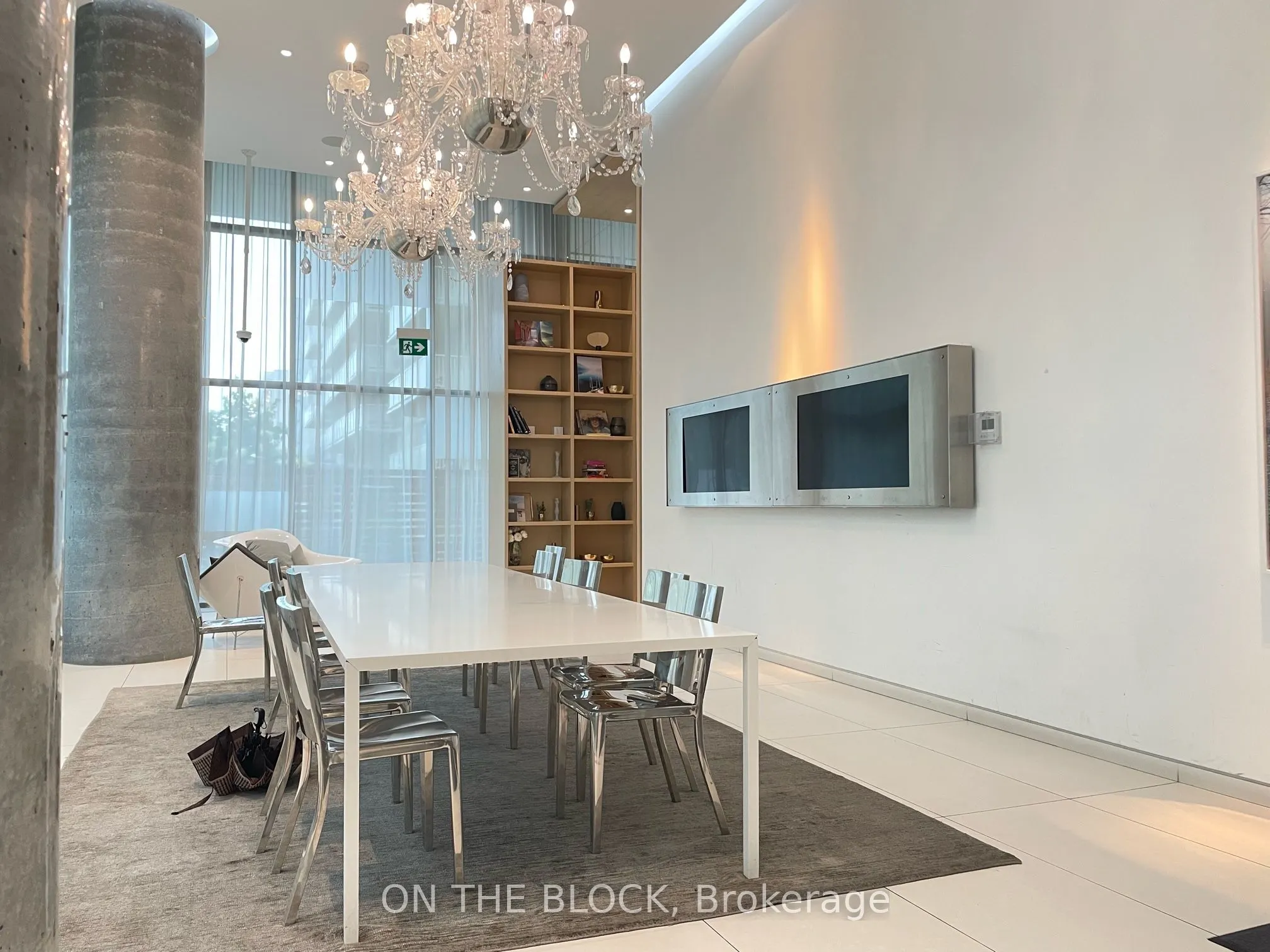 185 Roehampton Avenue, #509