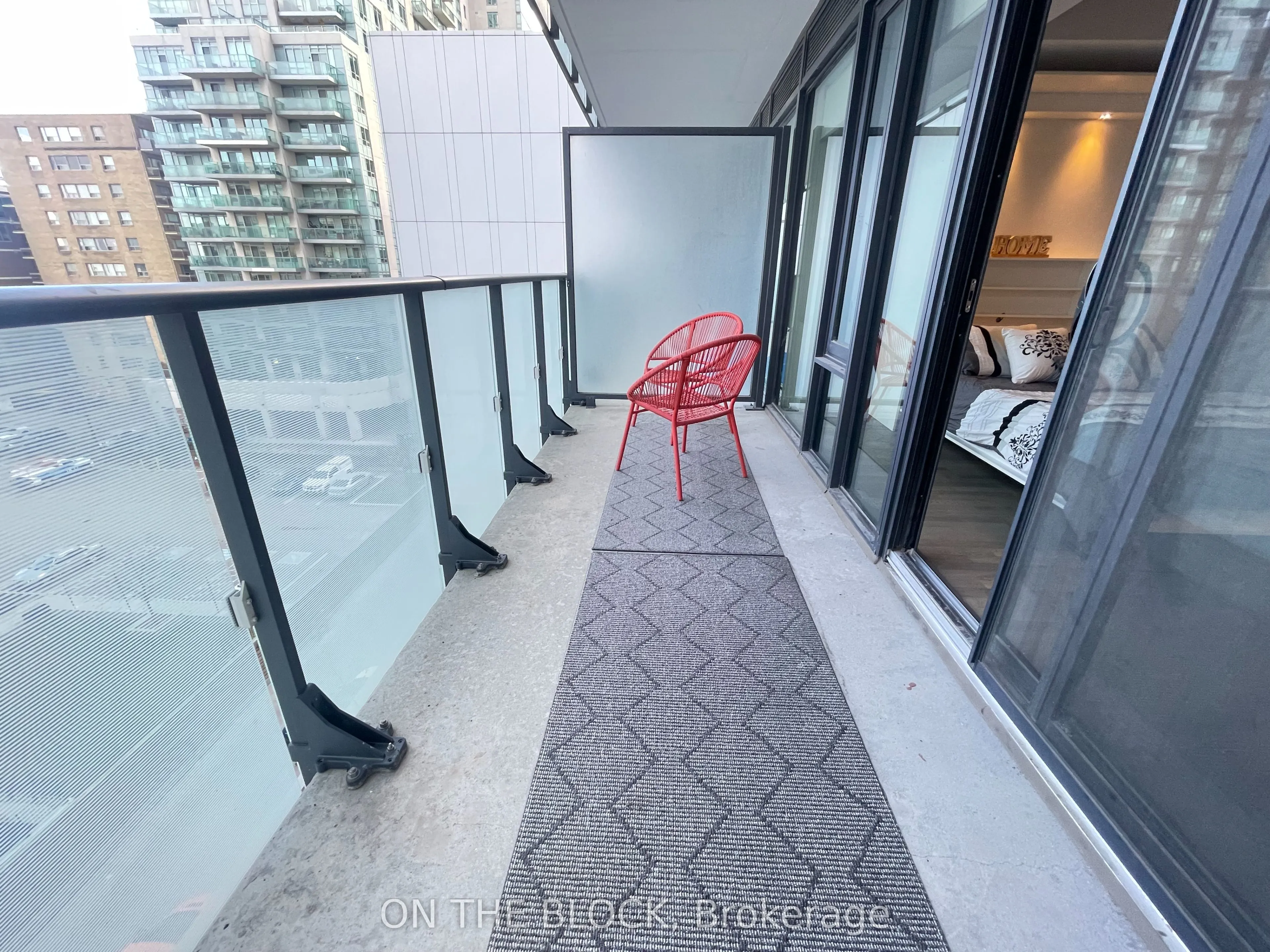 185 Roehampton Avenue, #509