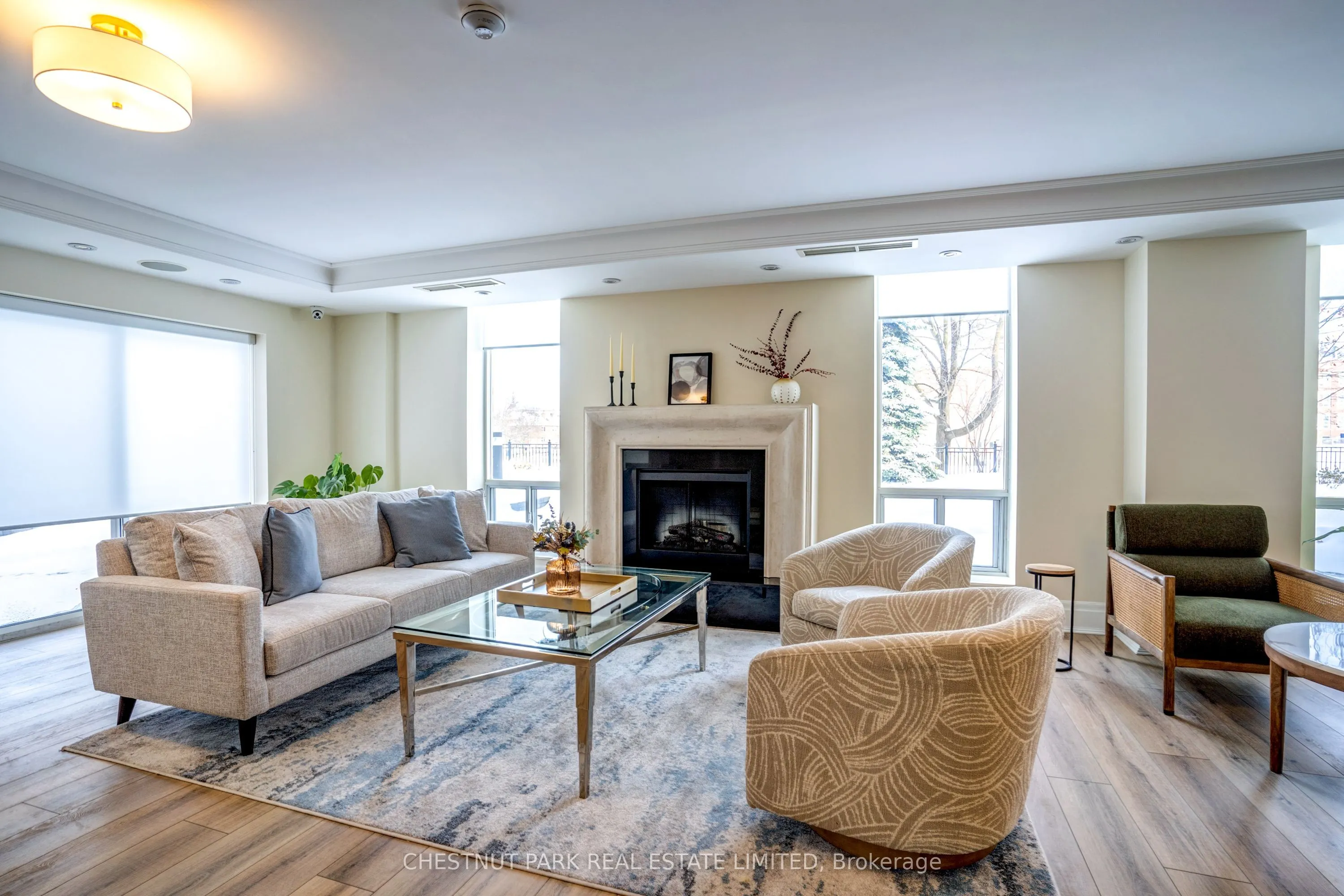 451 Rosewell Avenue, #413