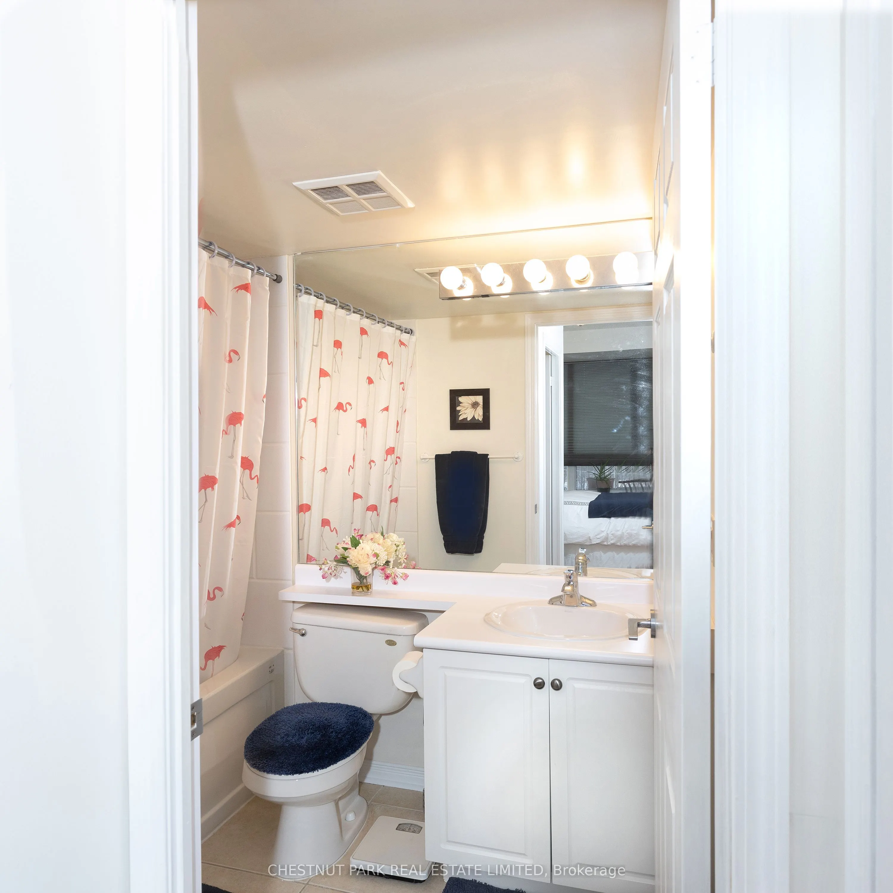 451 Rosewell Avenue, #413
