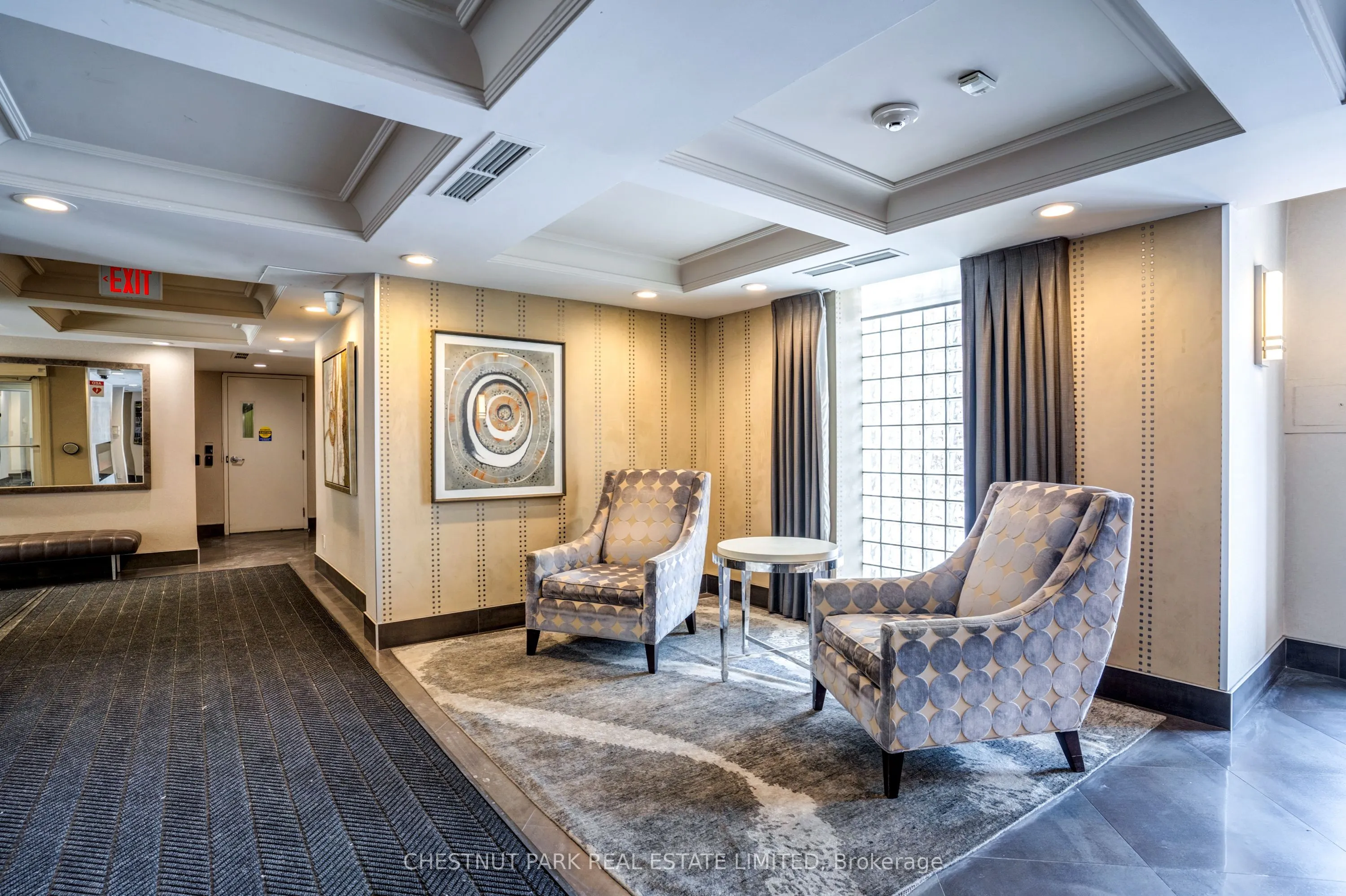 451 Rosewell Avenue, #413