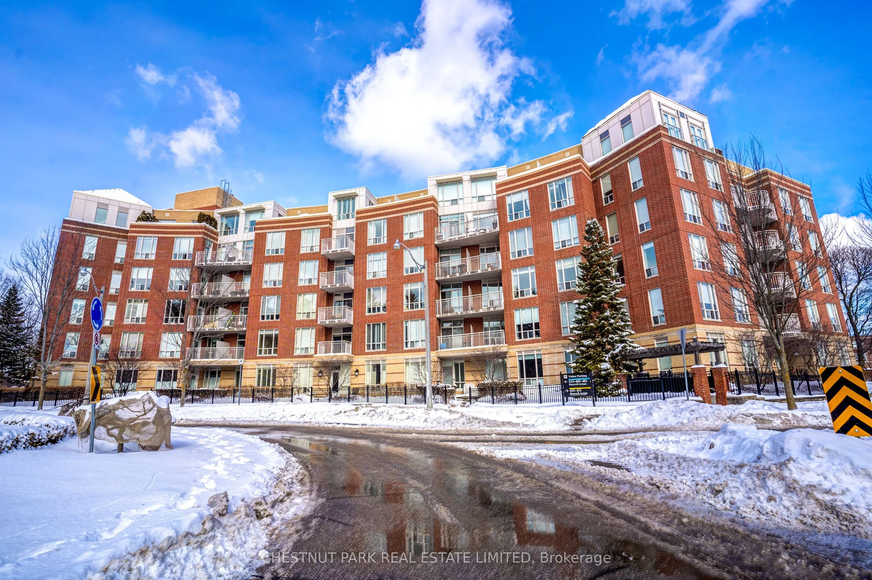 451 Rosewell Avenue, #413