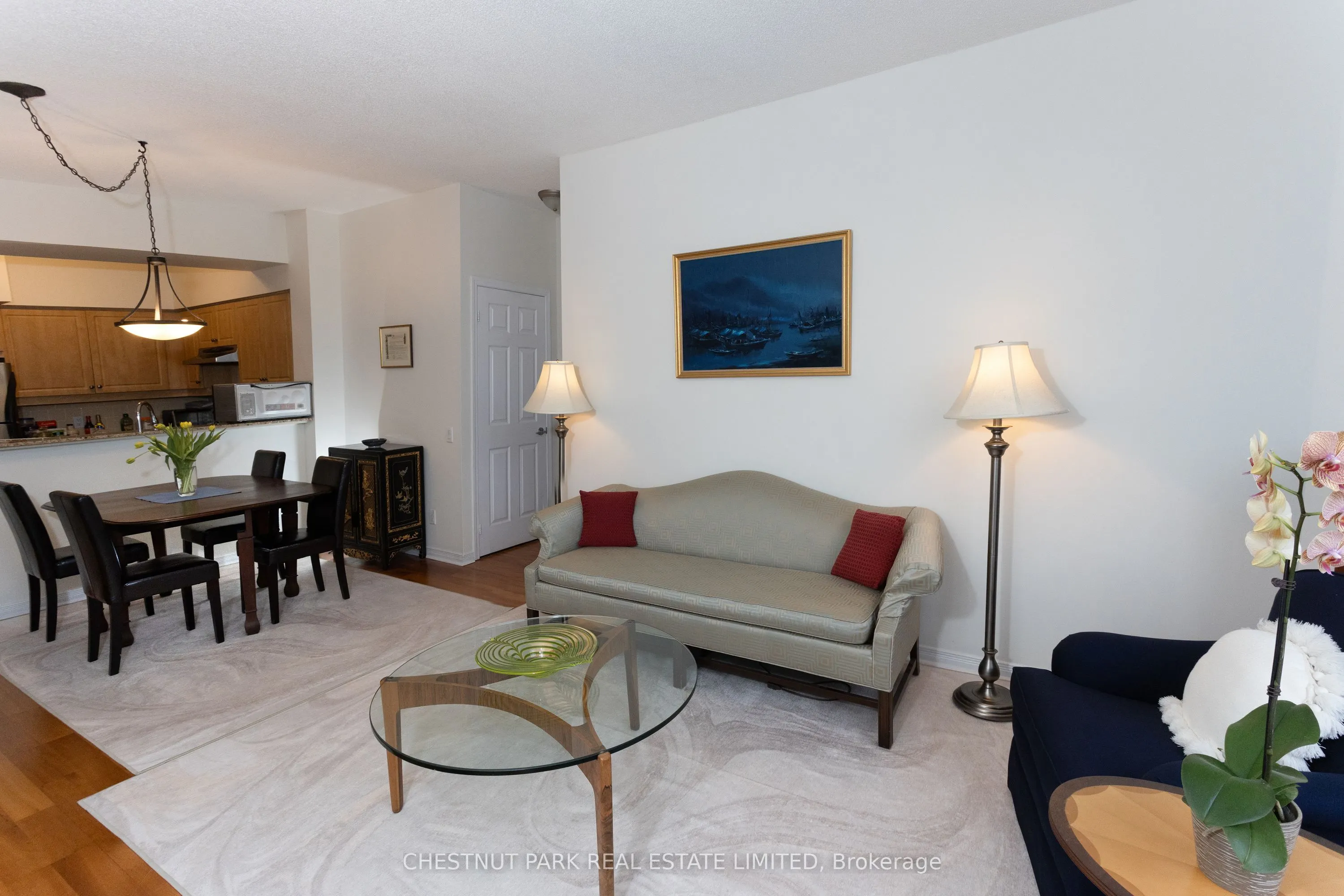 451 Rosewell Avenue, #413