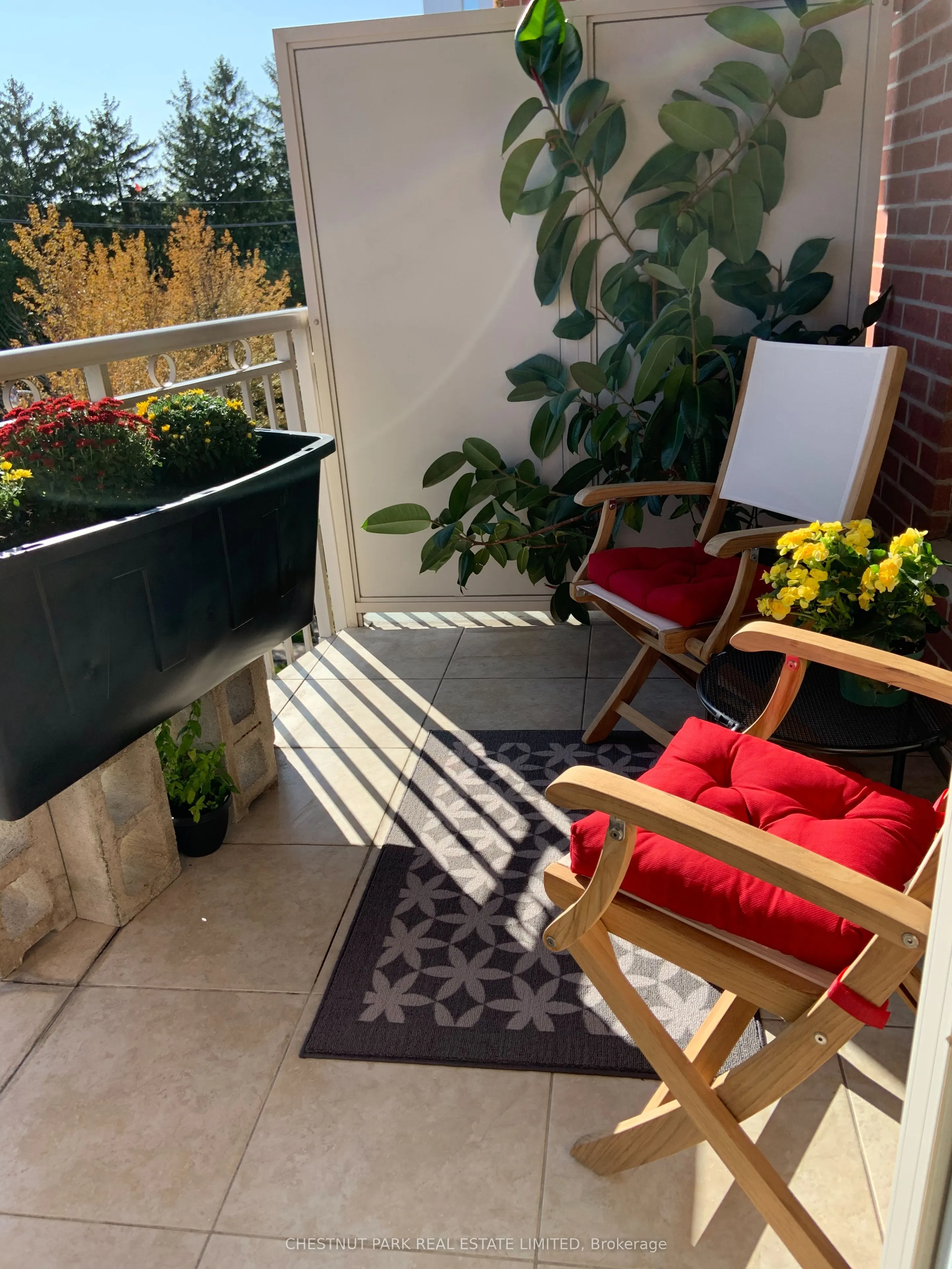 451 Rosewell Avenue, #413