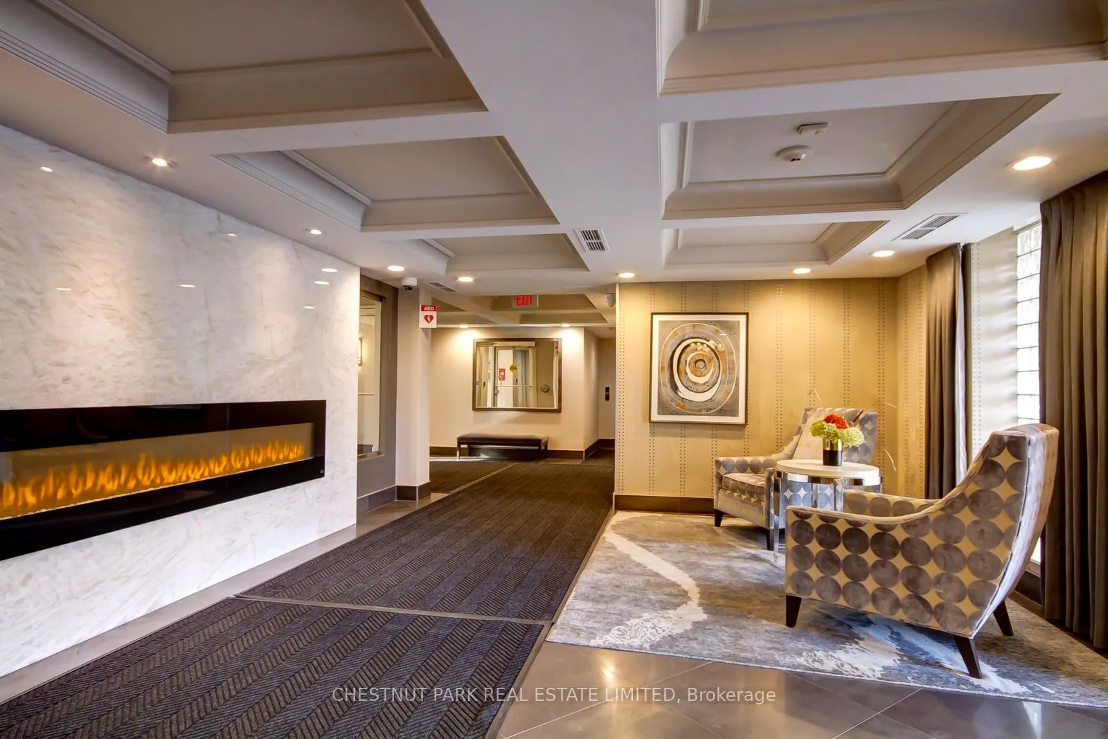 451 Rosewell Avenue, #413