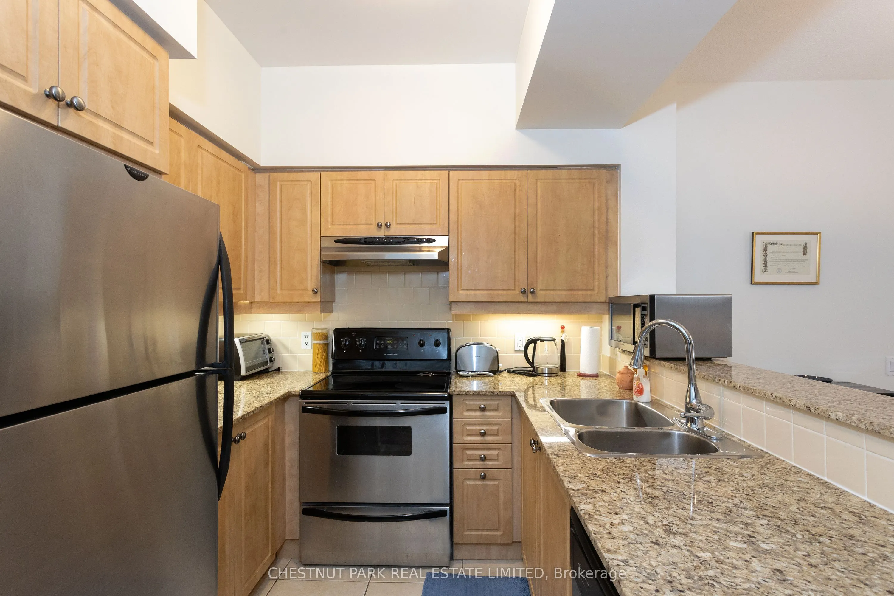 451 Rosewell Avenue, #413
