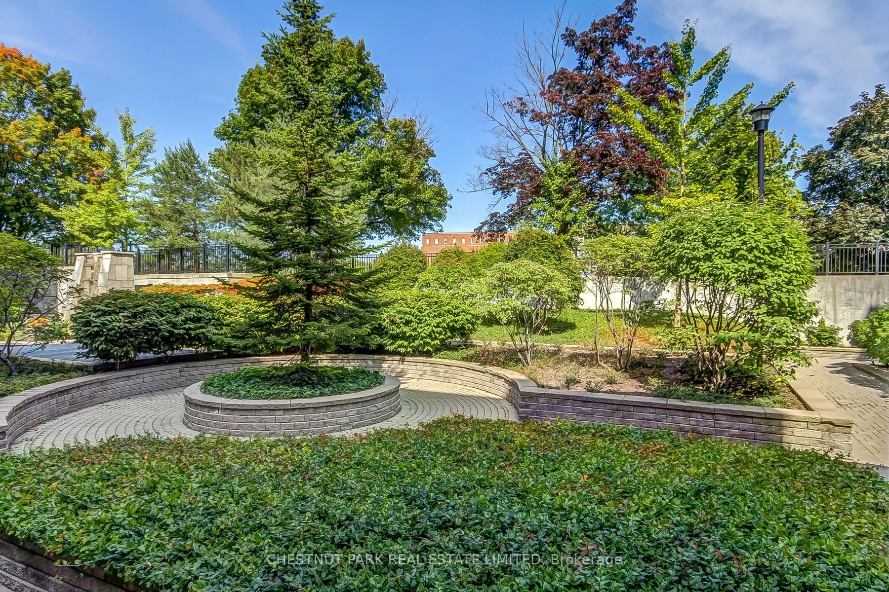 451 Rosewell Avenue, #413