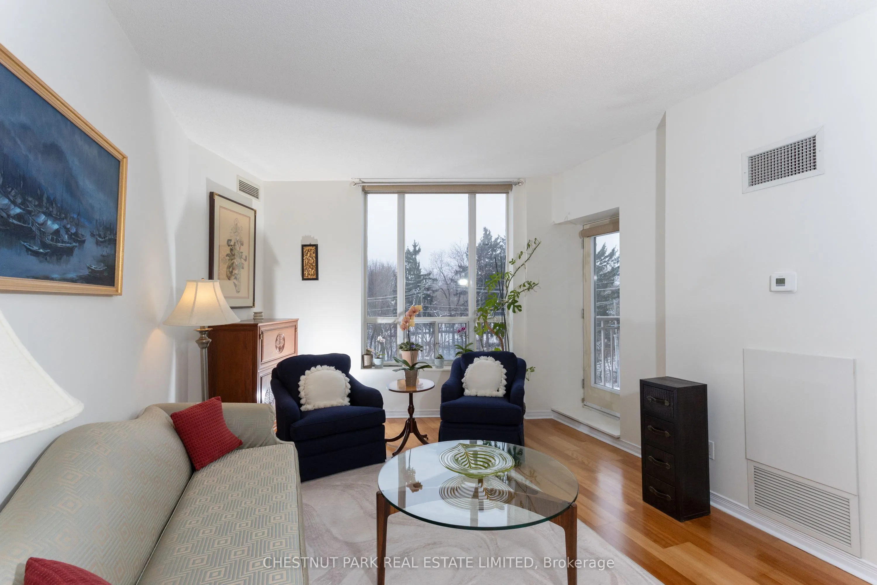 451 Rosewell Avenue, #413