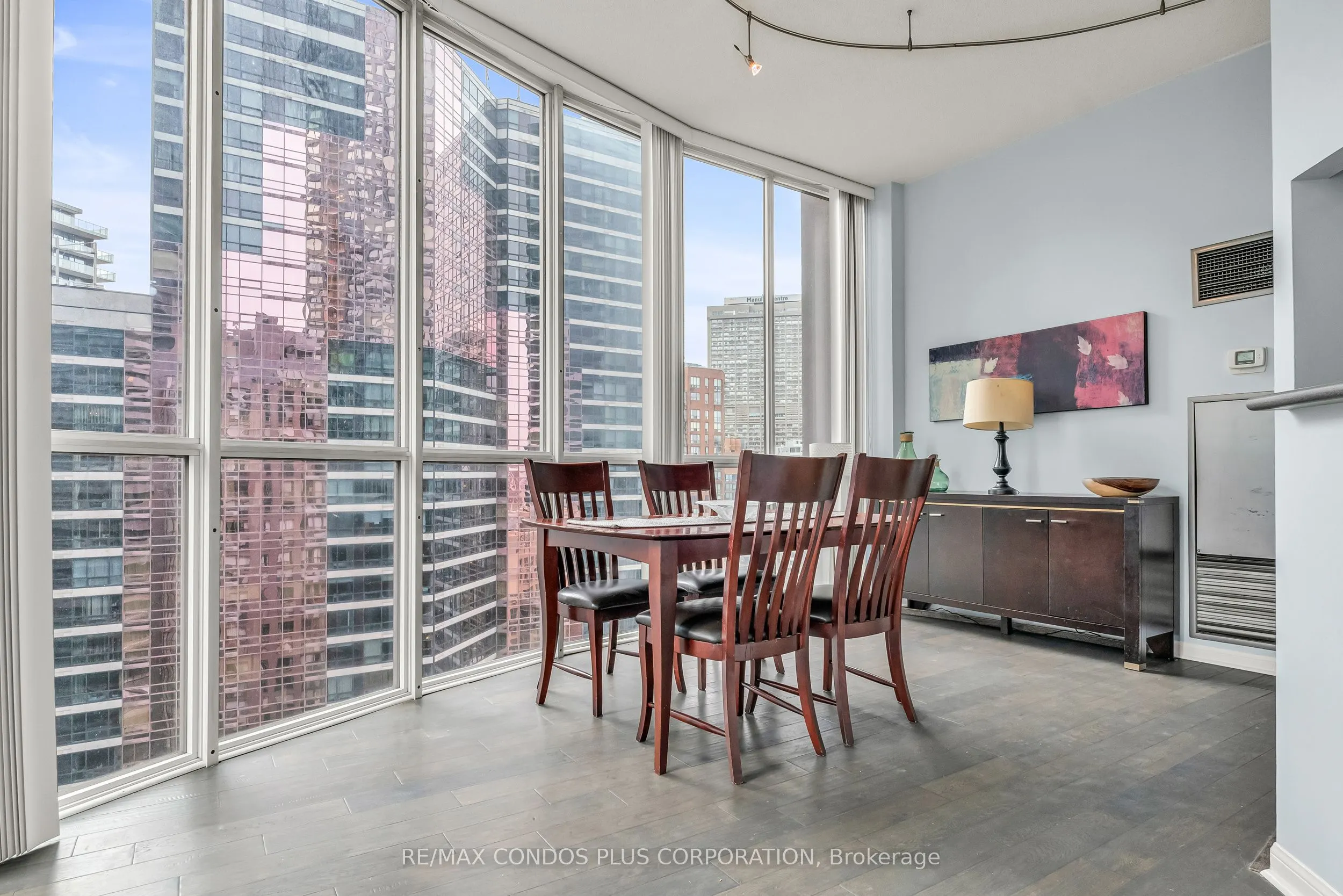 24 Wellesley Street W, #2403