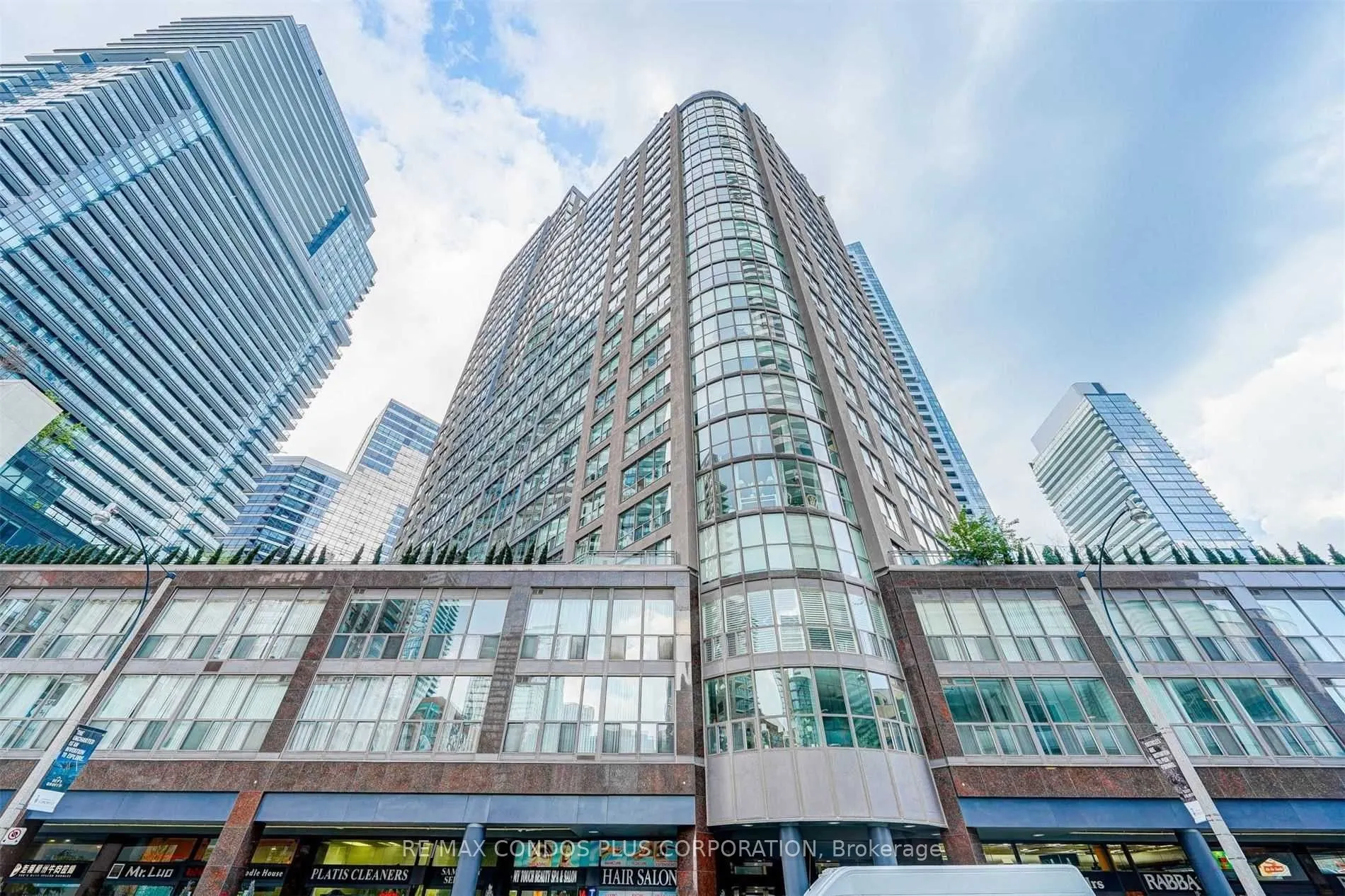 24 Wellesley Street W, #2403