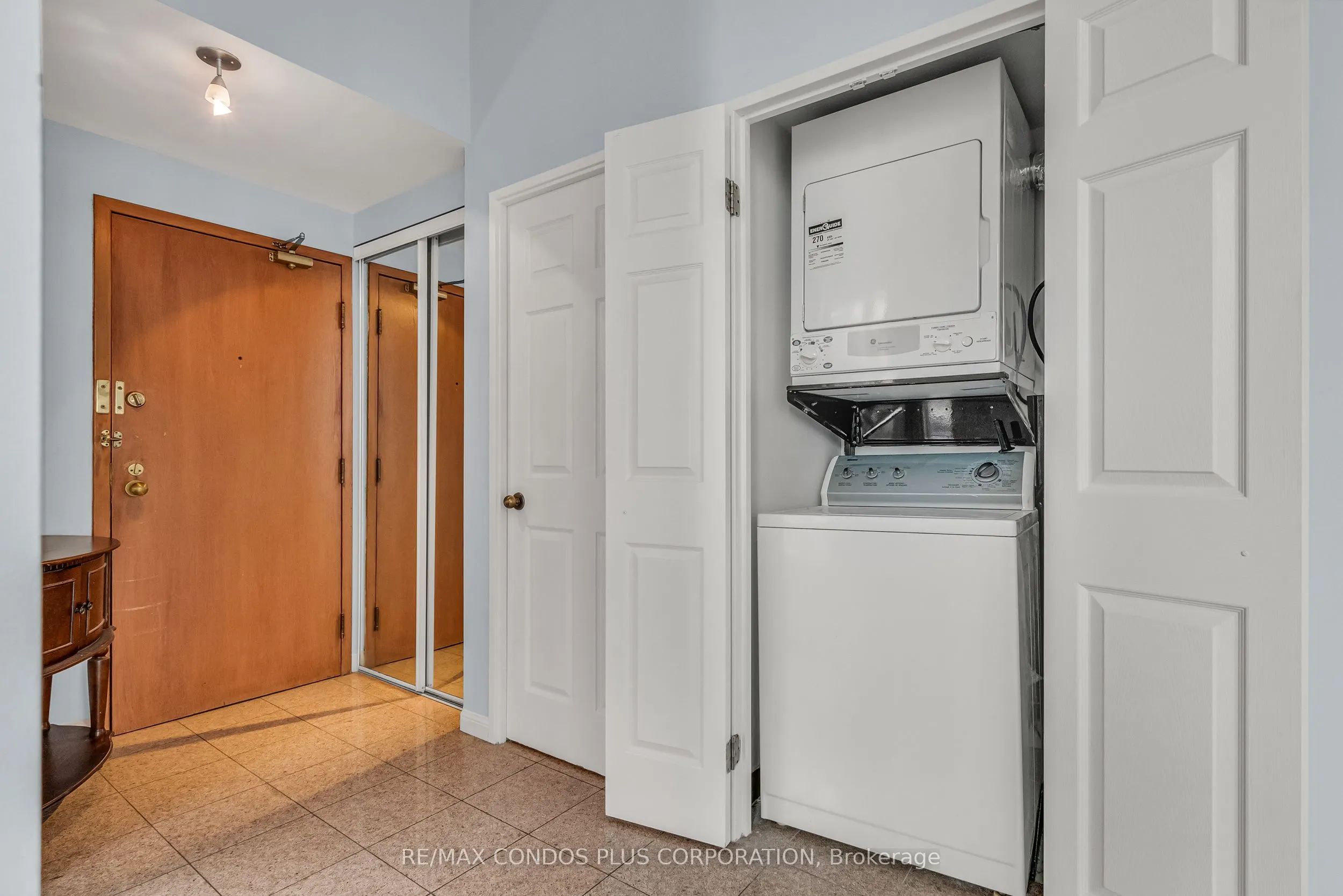 24 Wellesley Street W, #2403