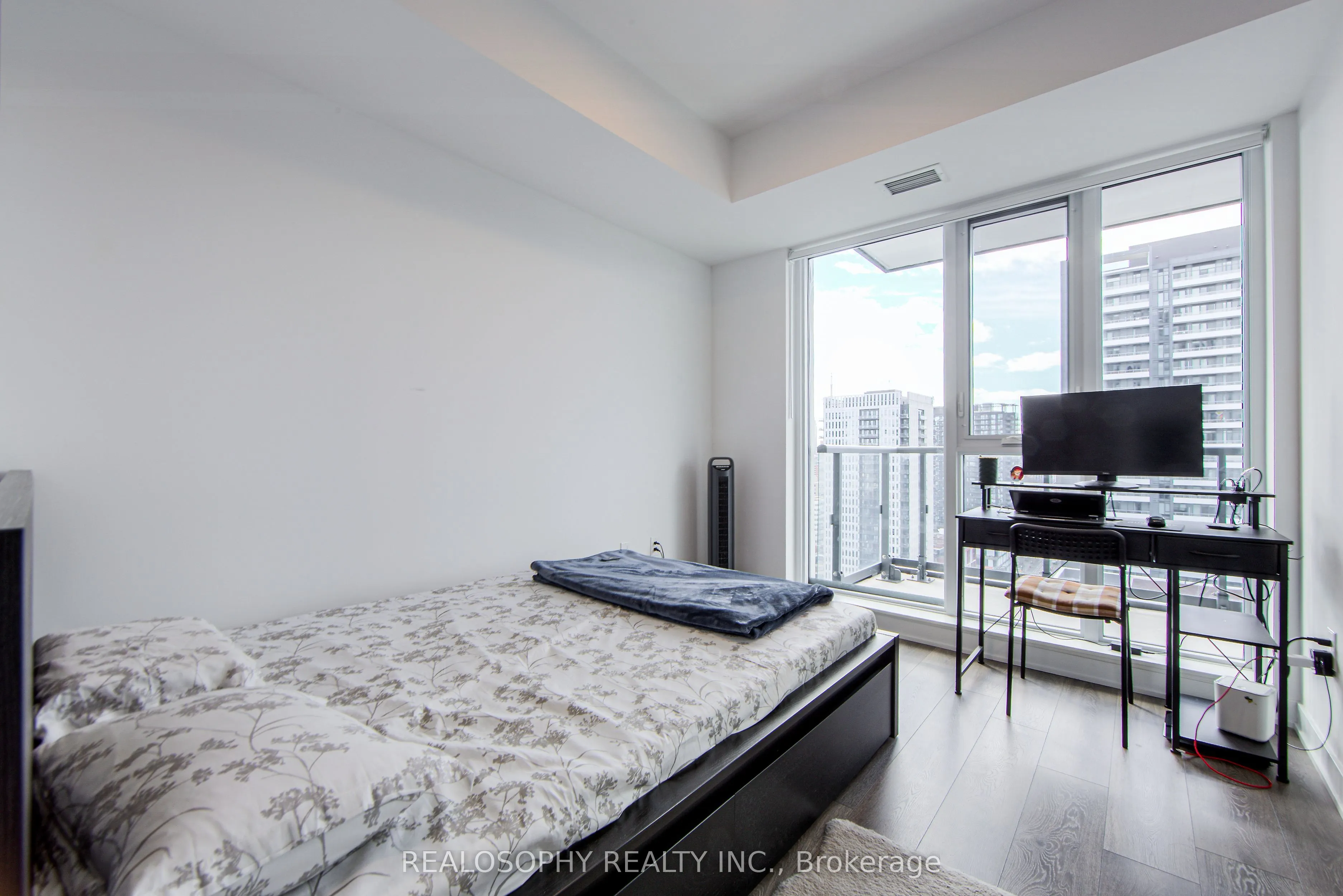 130 River Street, #1905