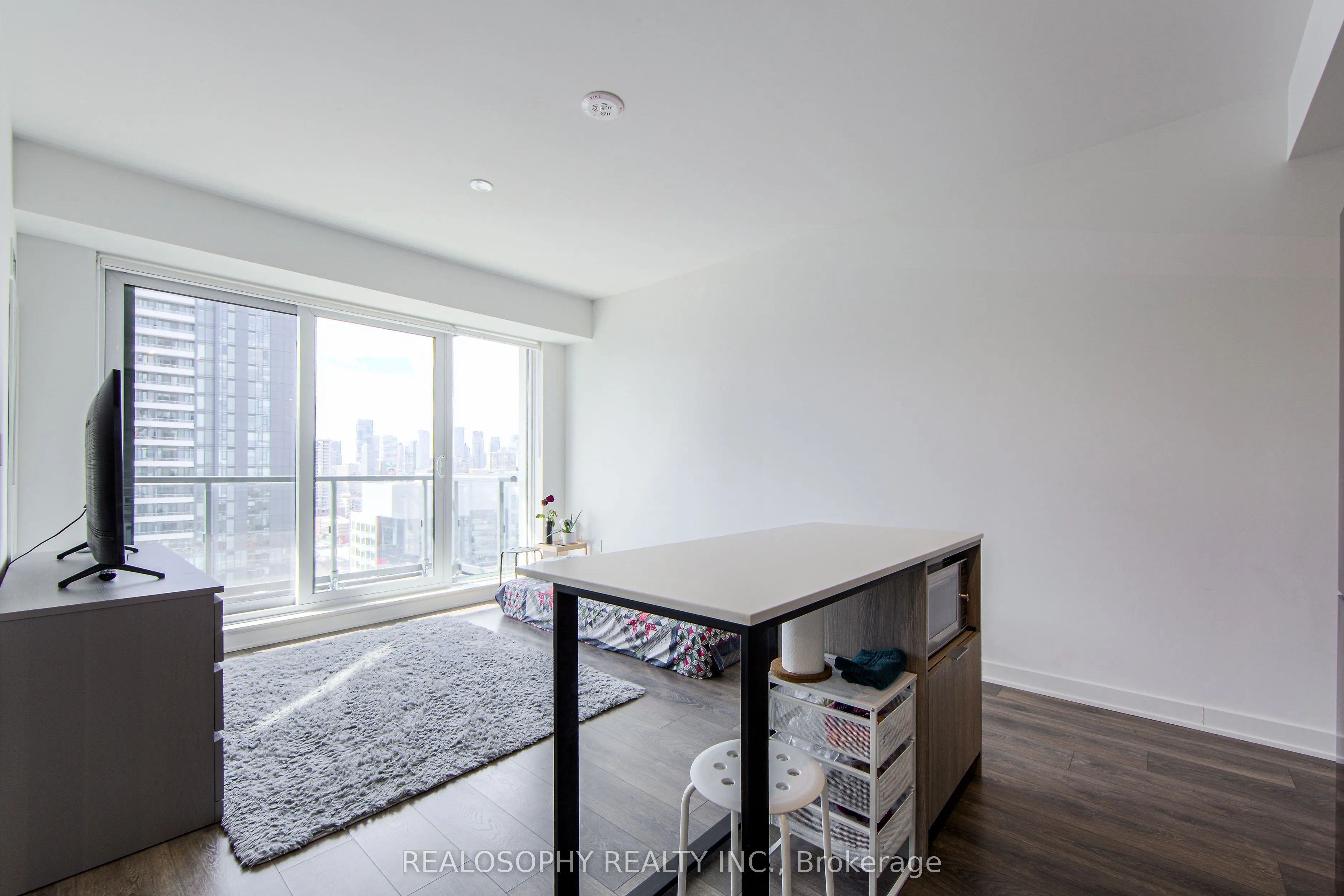 130 River Street, #1905
