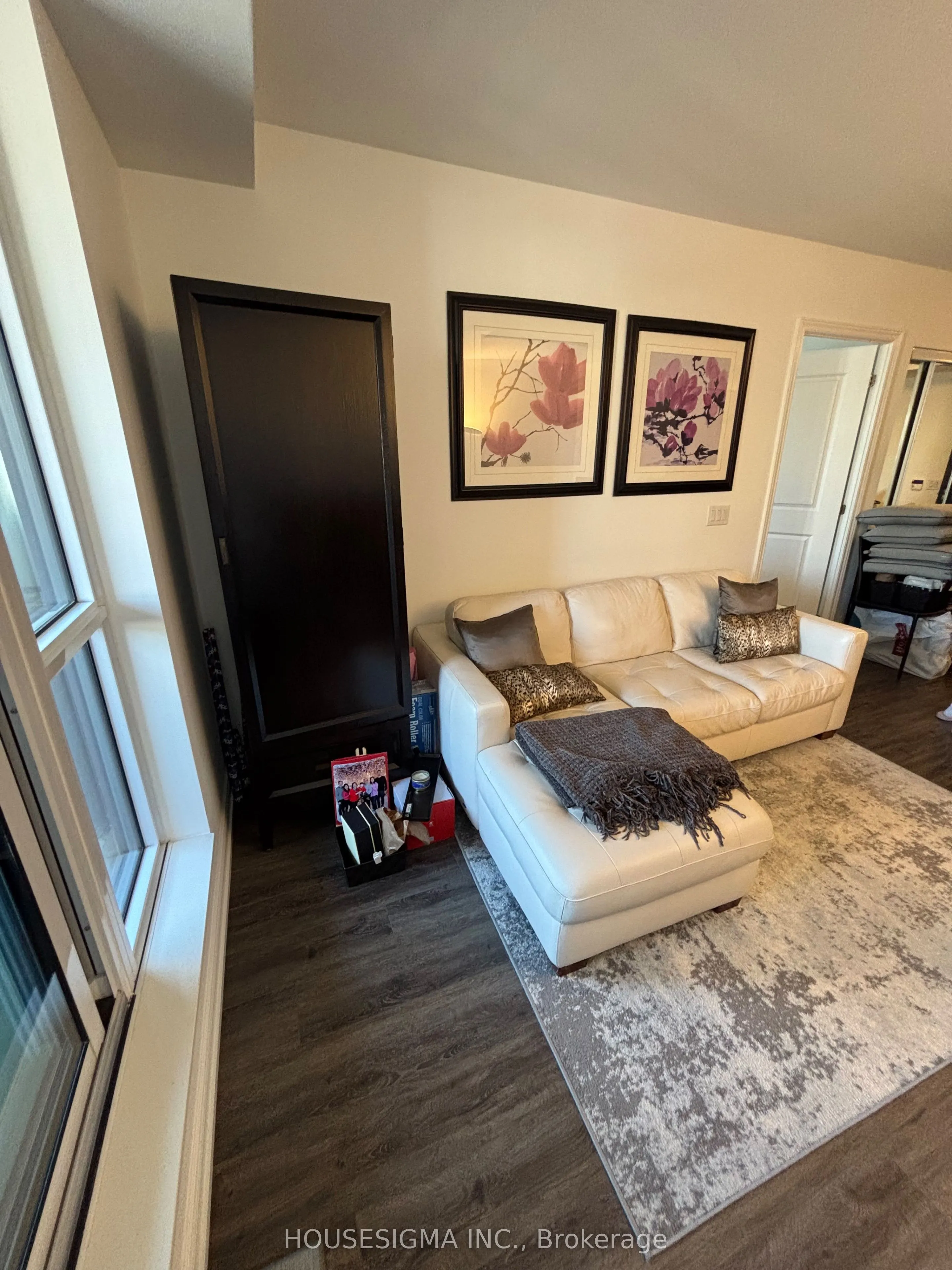 1700 Avenue Road, #202