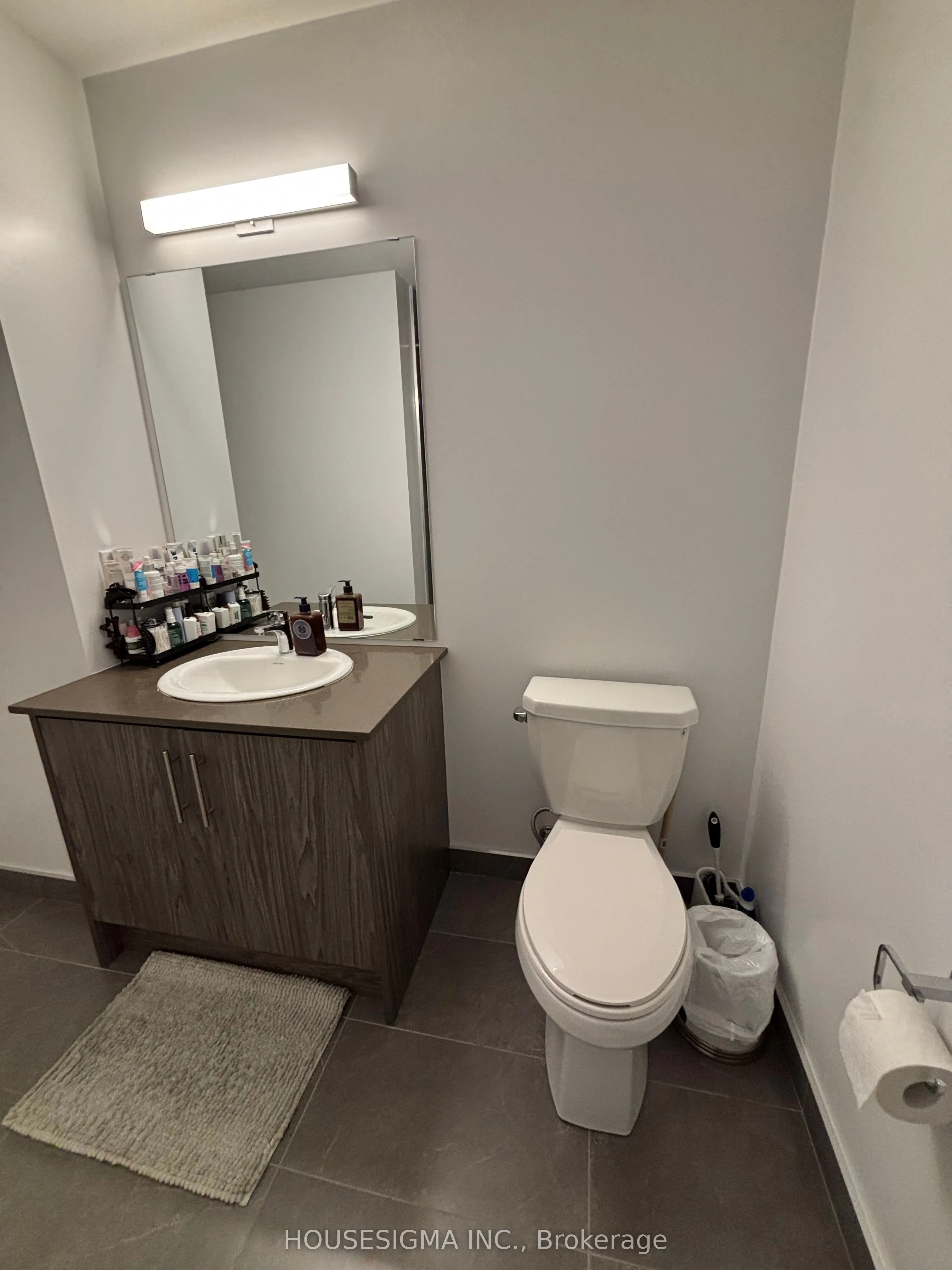 1700 Avenue Road, #202
