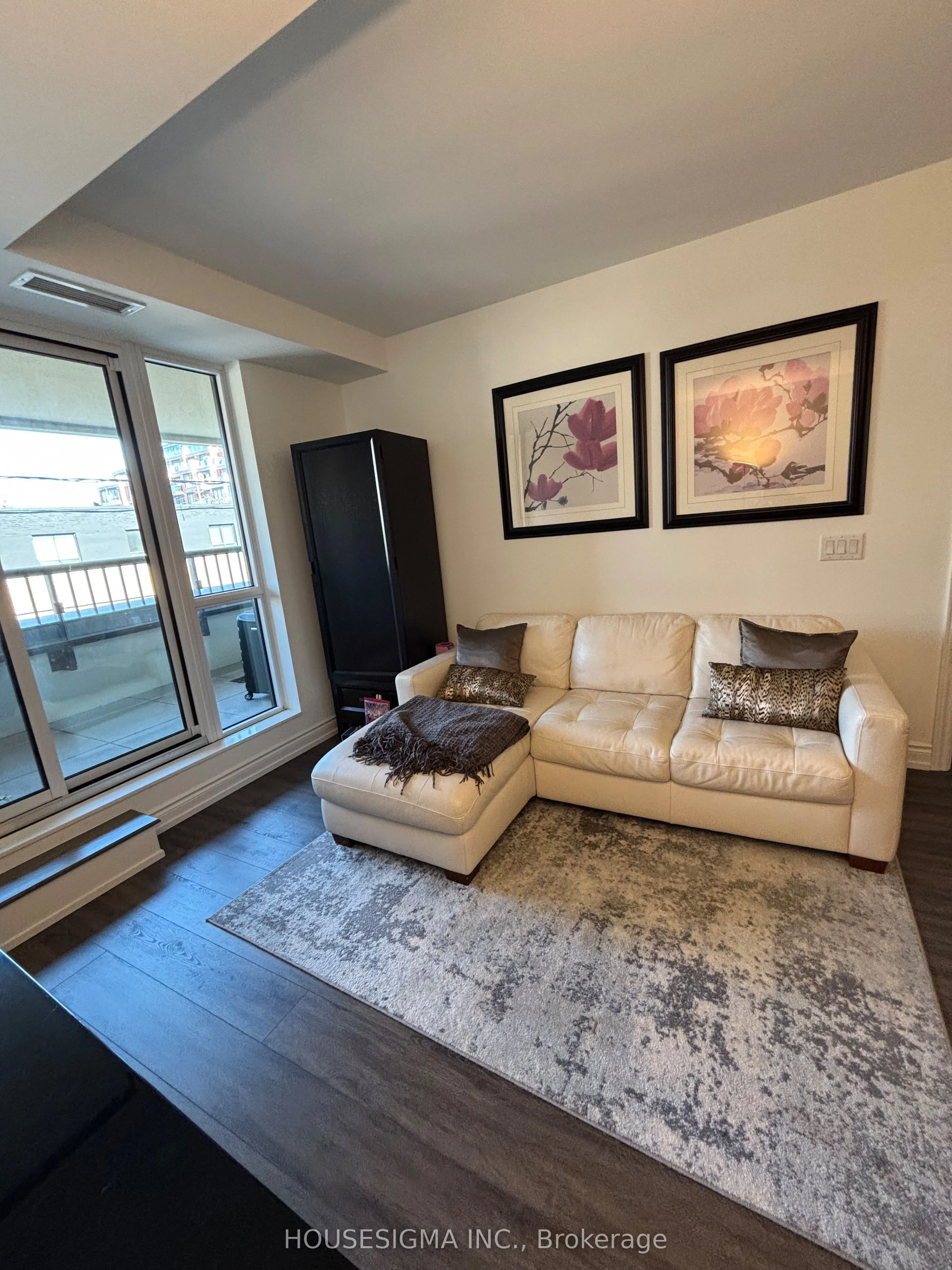 1700 Avenue Road, #202