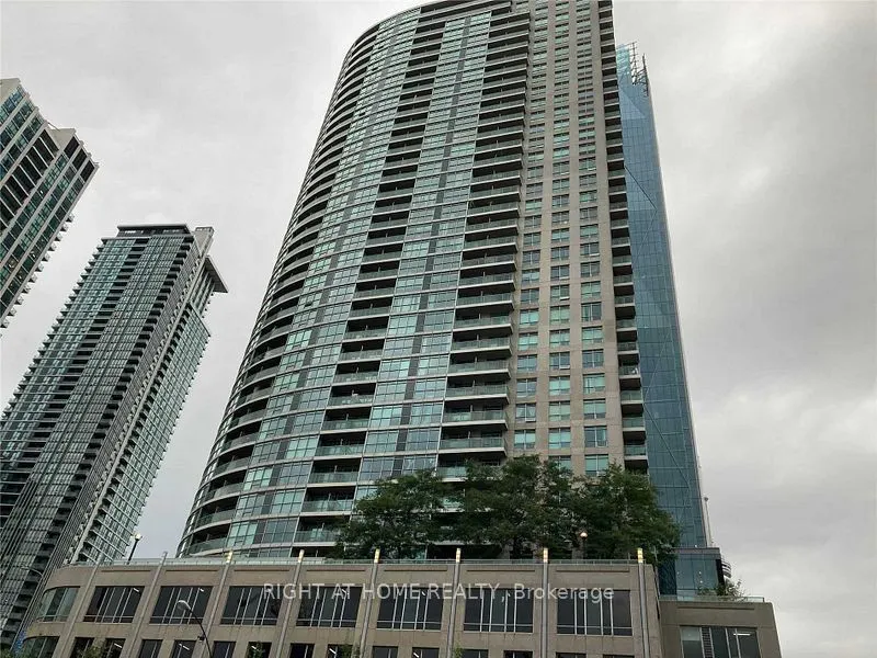 18 Yonge Street, #1116