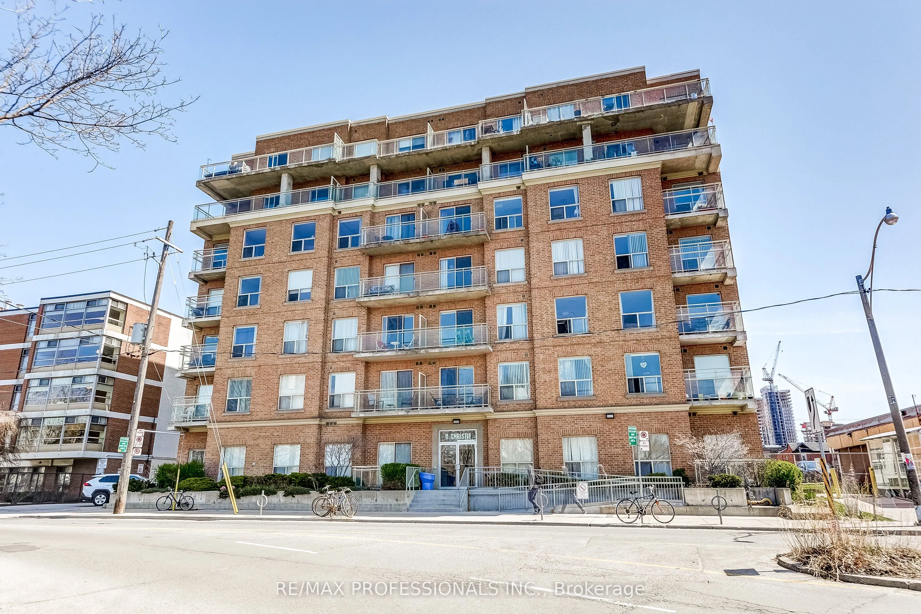11 Christie Street, #103