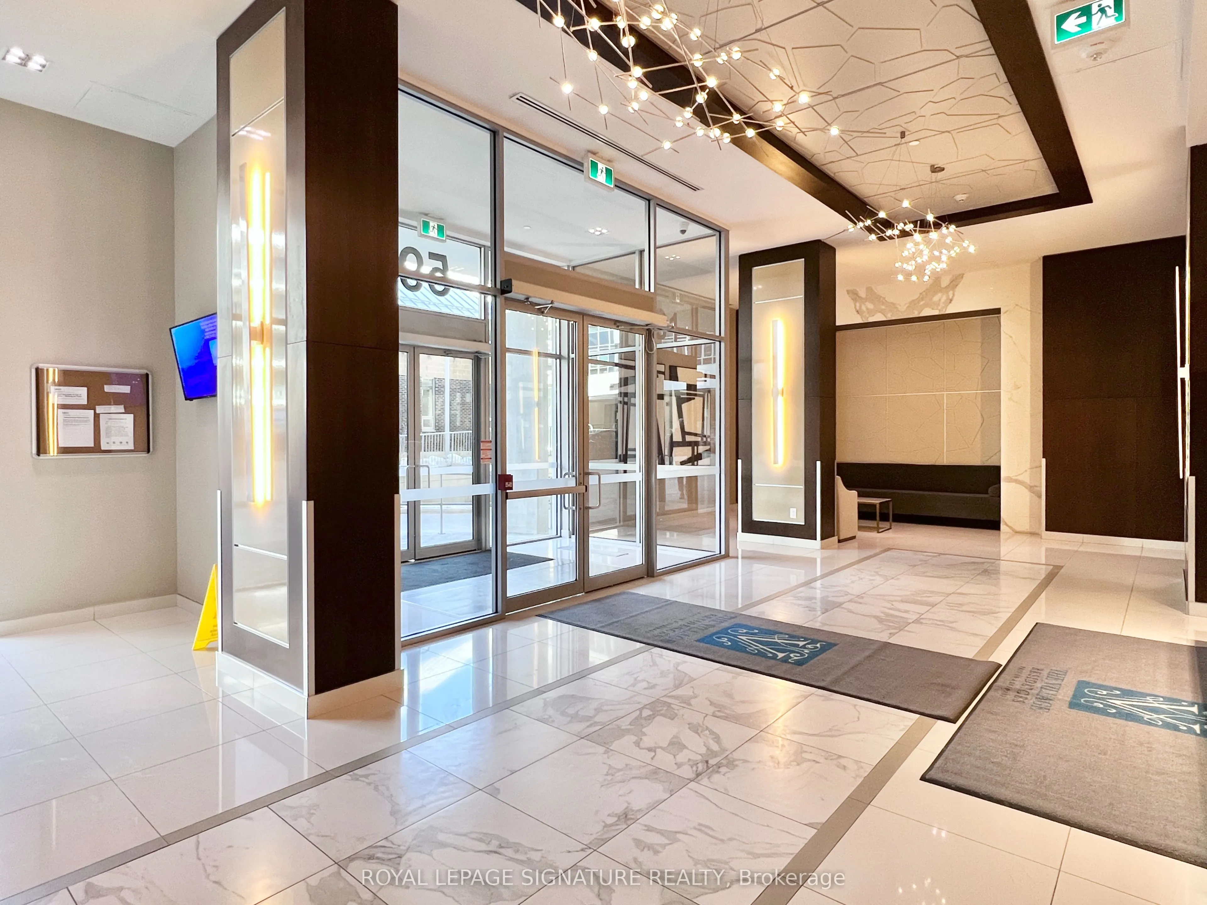 591 Sheppard Avenue E, #722