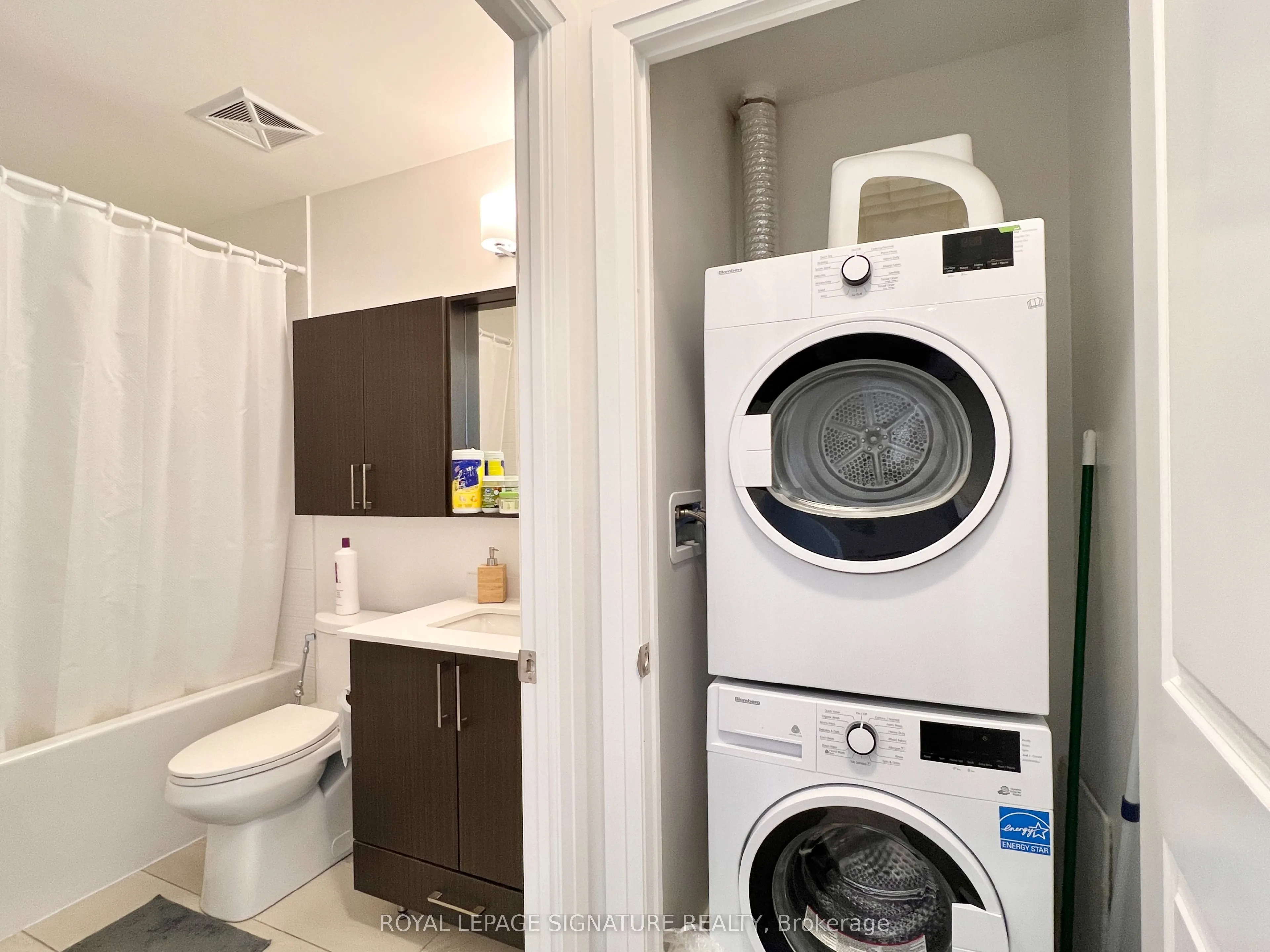 591 Sheppard Avenue E, #722