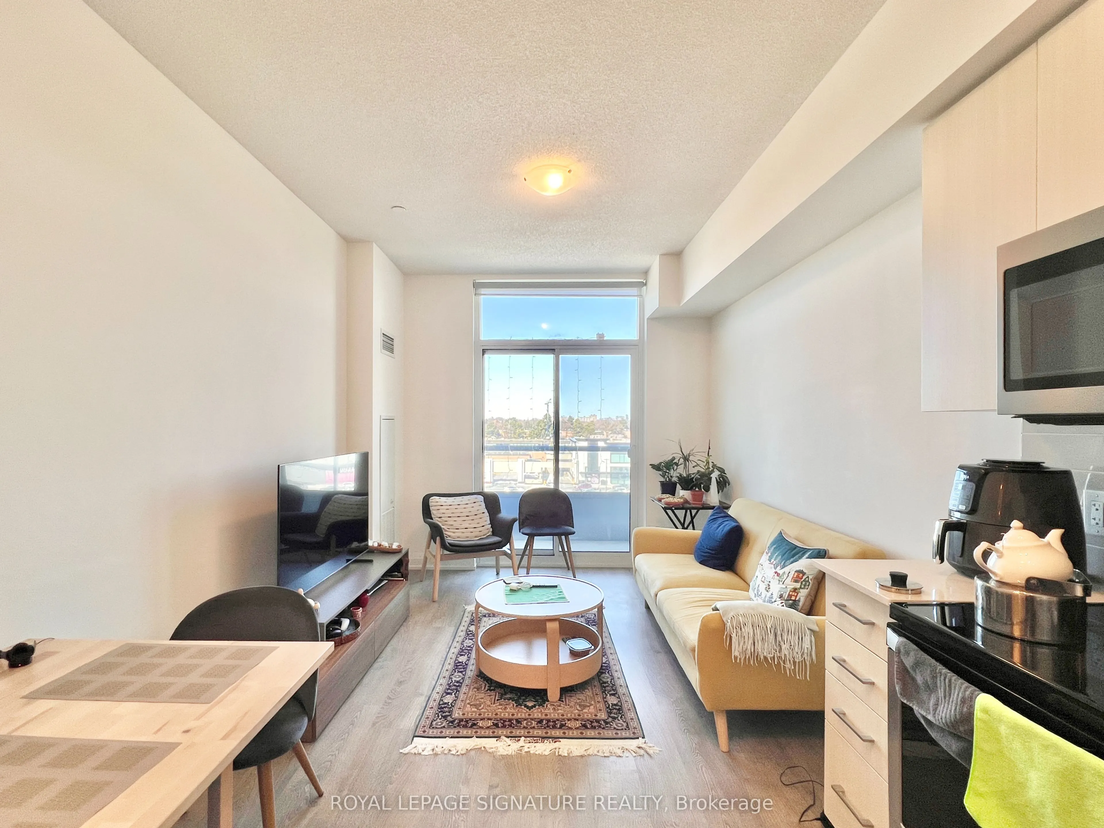 591 Sheppard Avenue E, #722