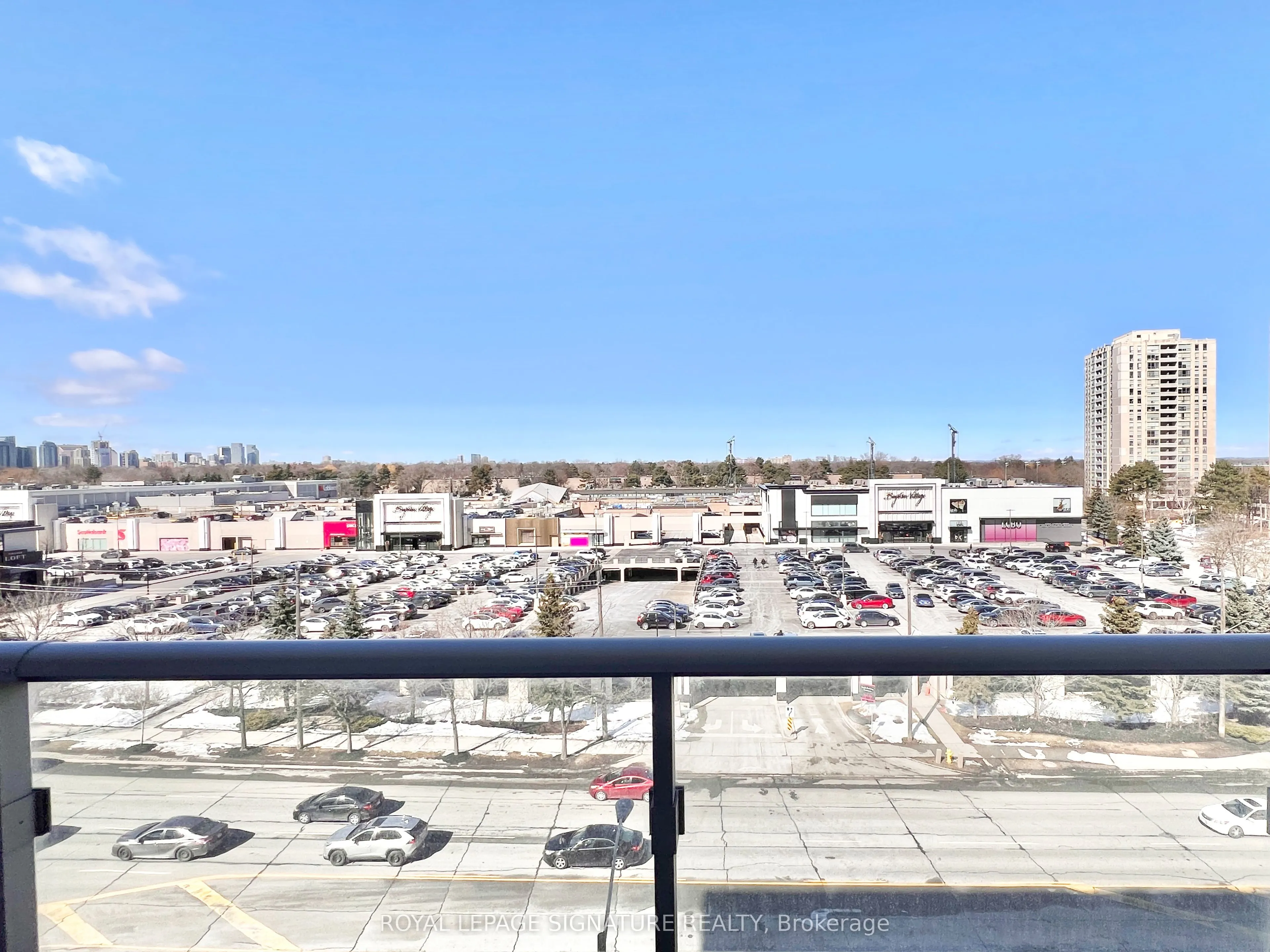 591 Sheppard Avenue E, #722