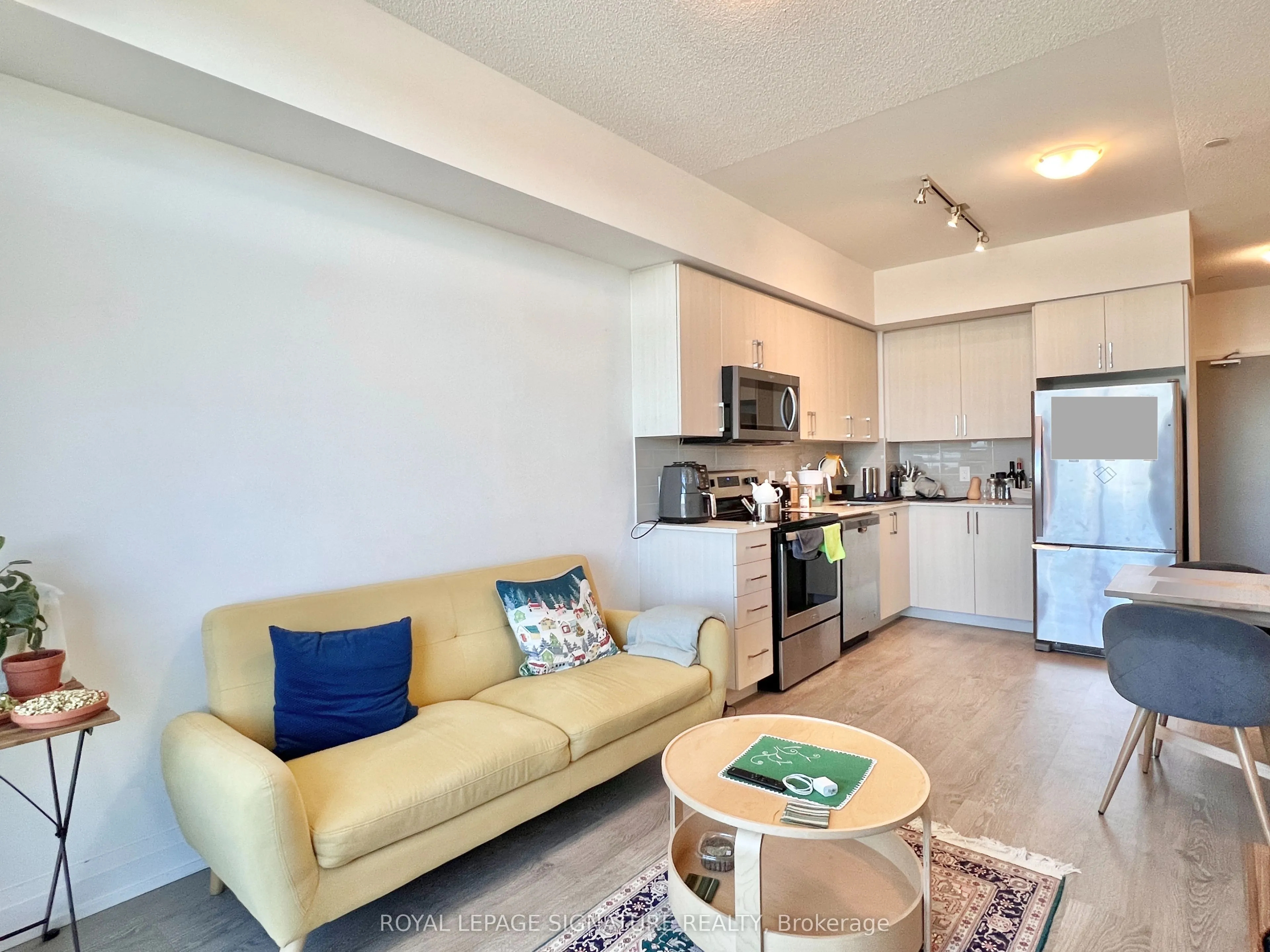 591 Sheppard Avenue E, #722