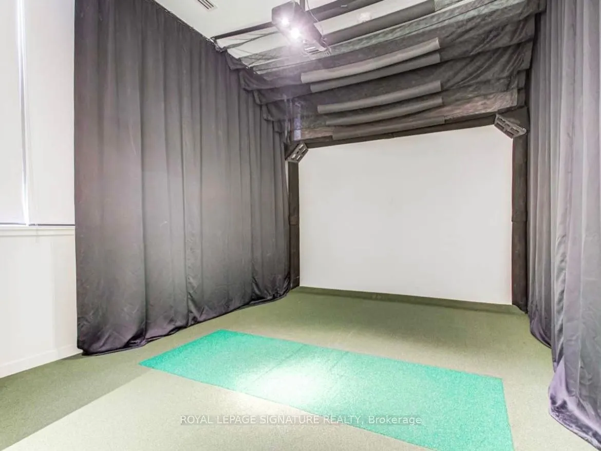 591 Sheppard Avenue E, #722
