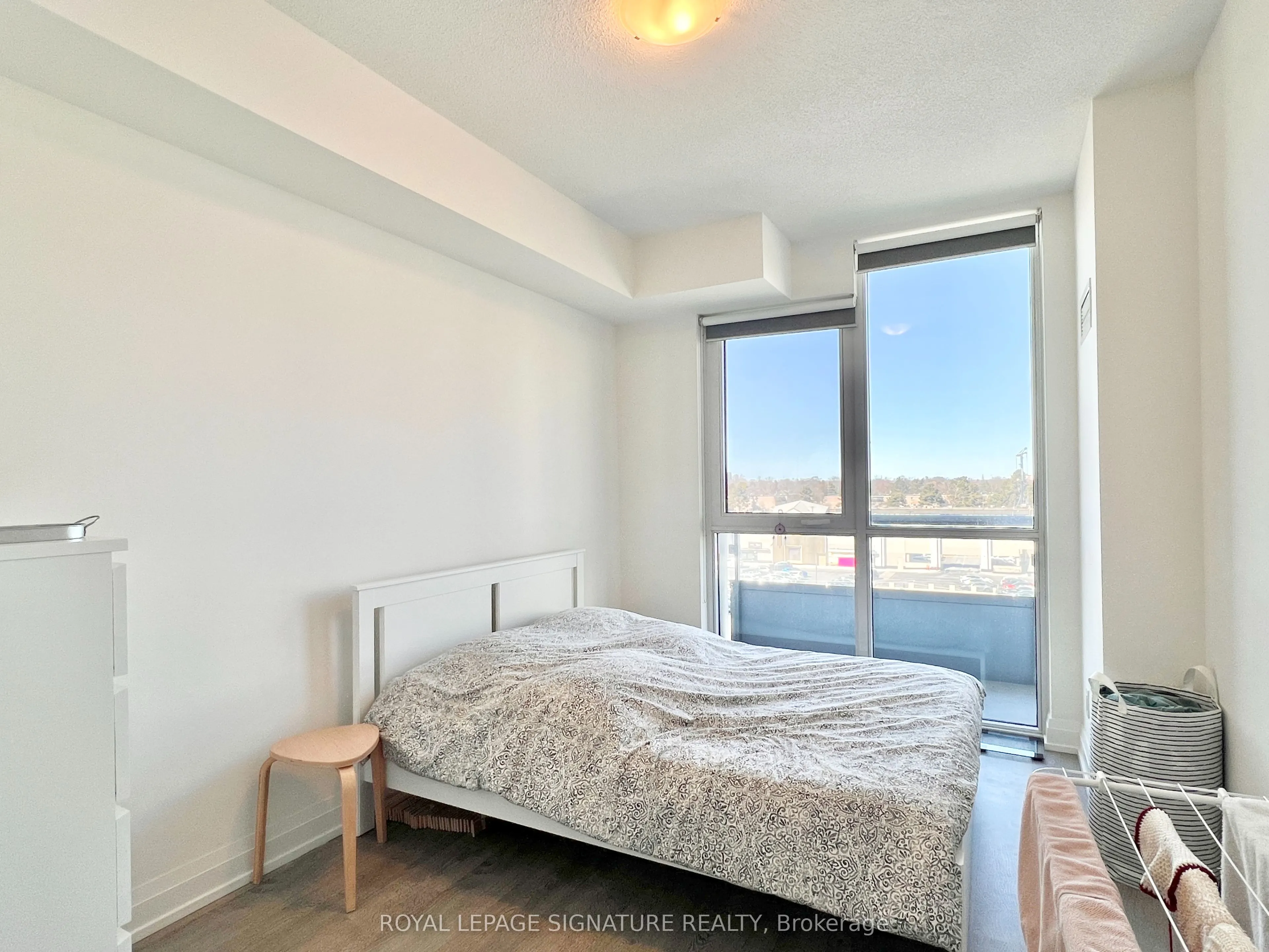591 Sheppard Avenue E, #722