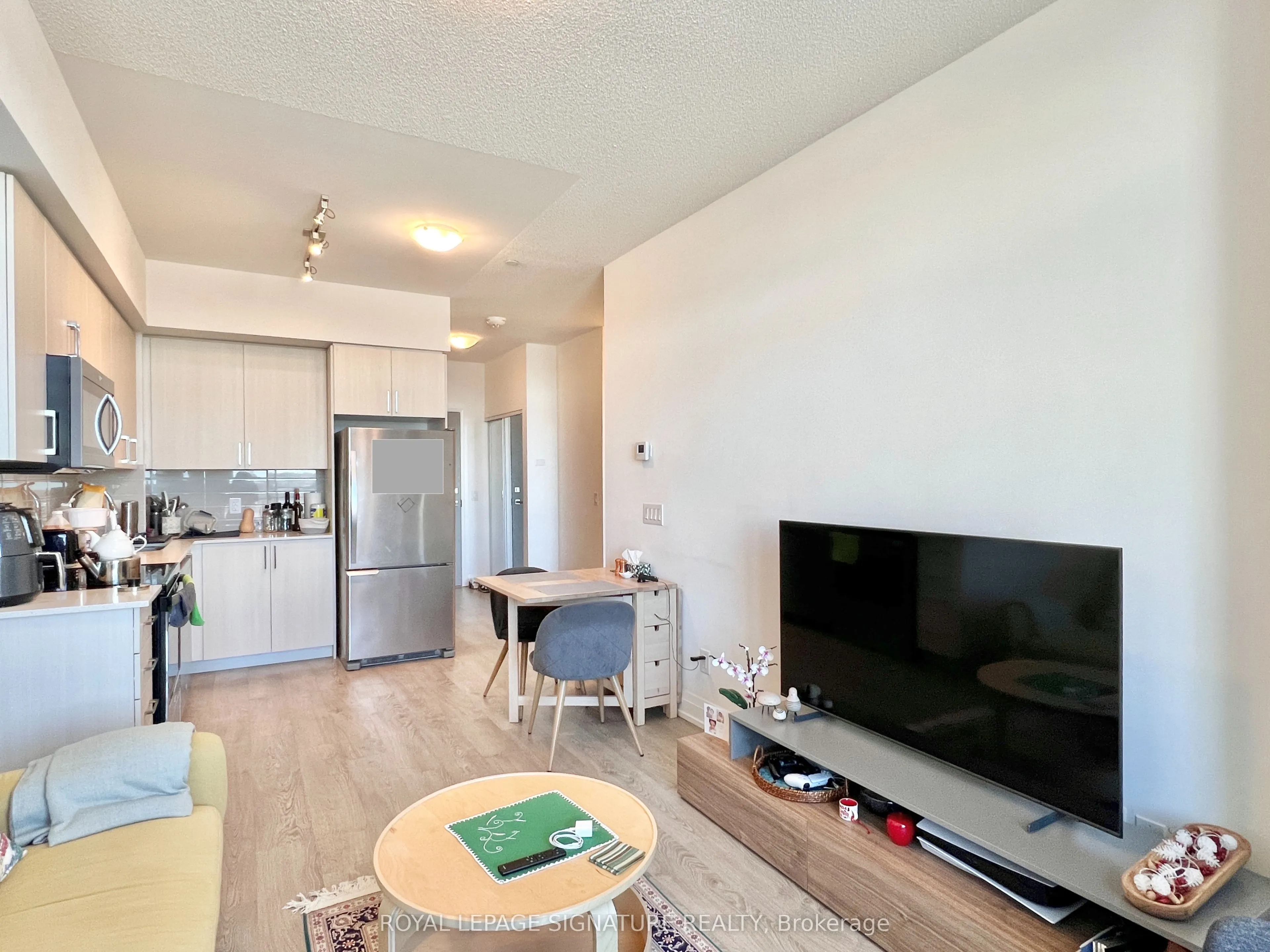 591 Sheppard Avenue E, #722