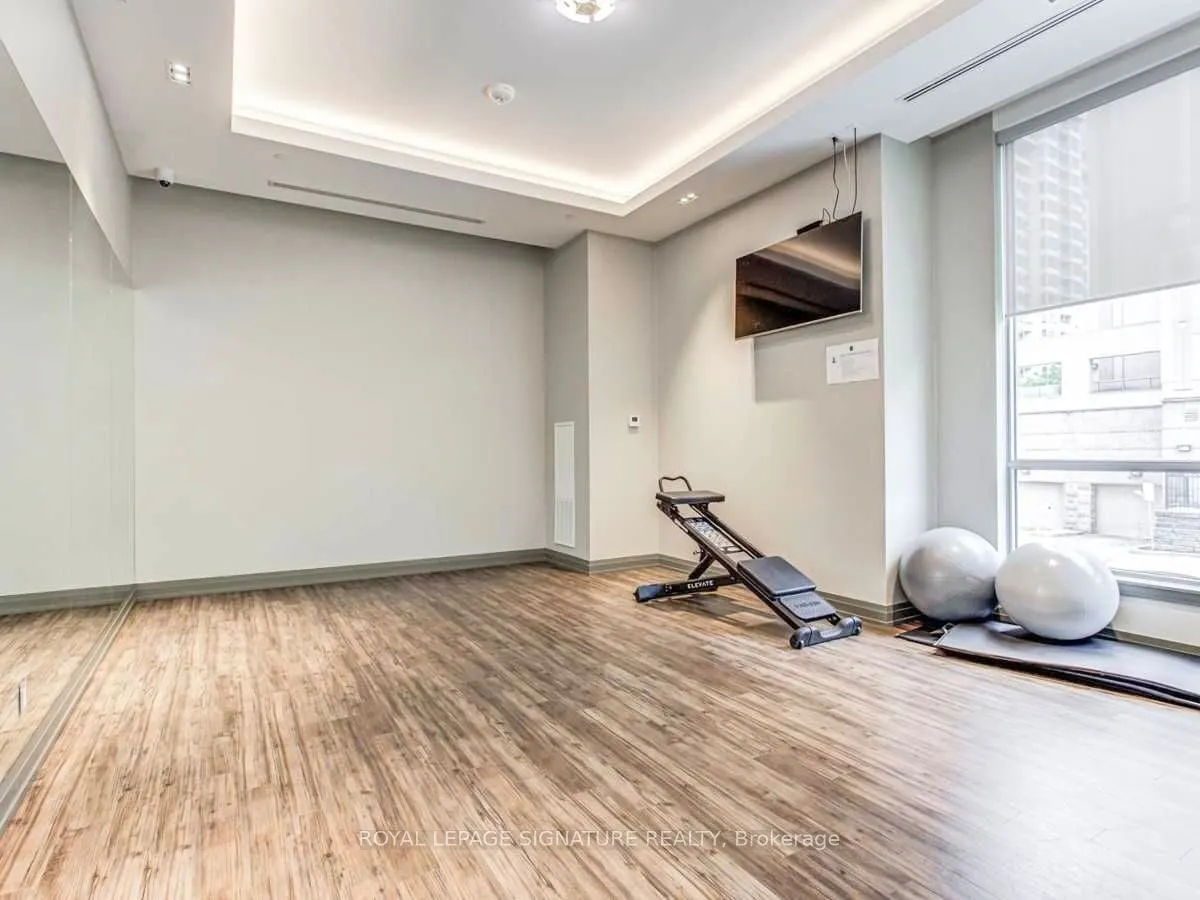 591 Sheppard Avenue E, #722